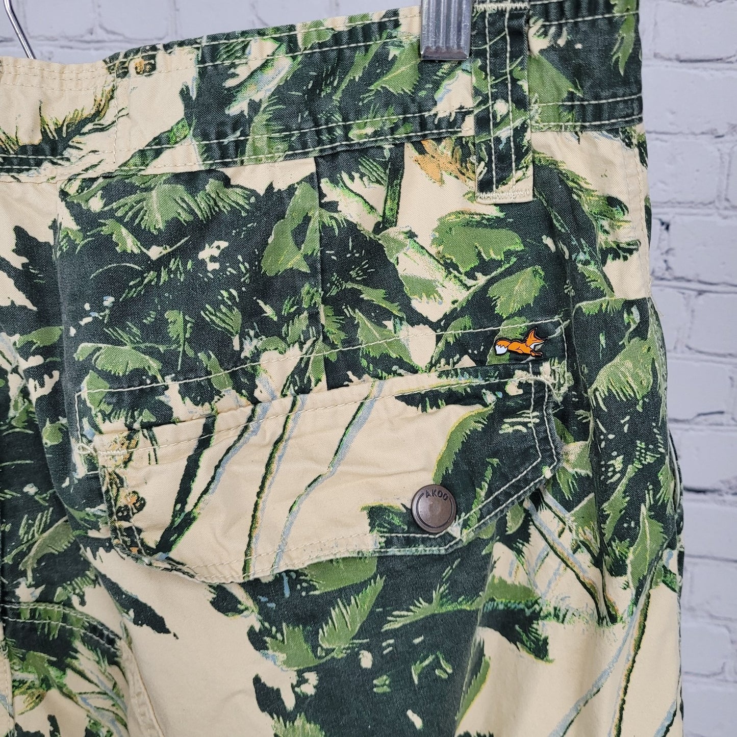 AKOO Beige Palm Tree 100% Cotton Cargo Snap Pockets Shorts Size 36 (35x12)
