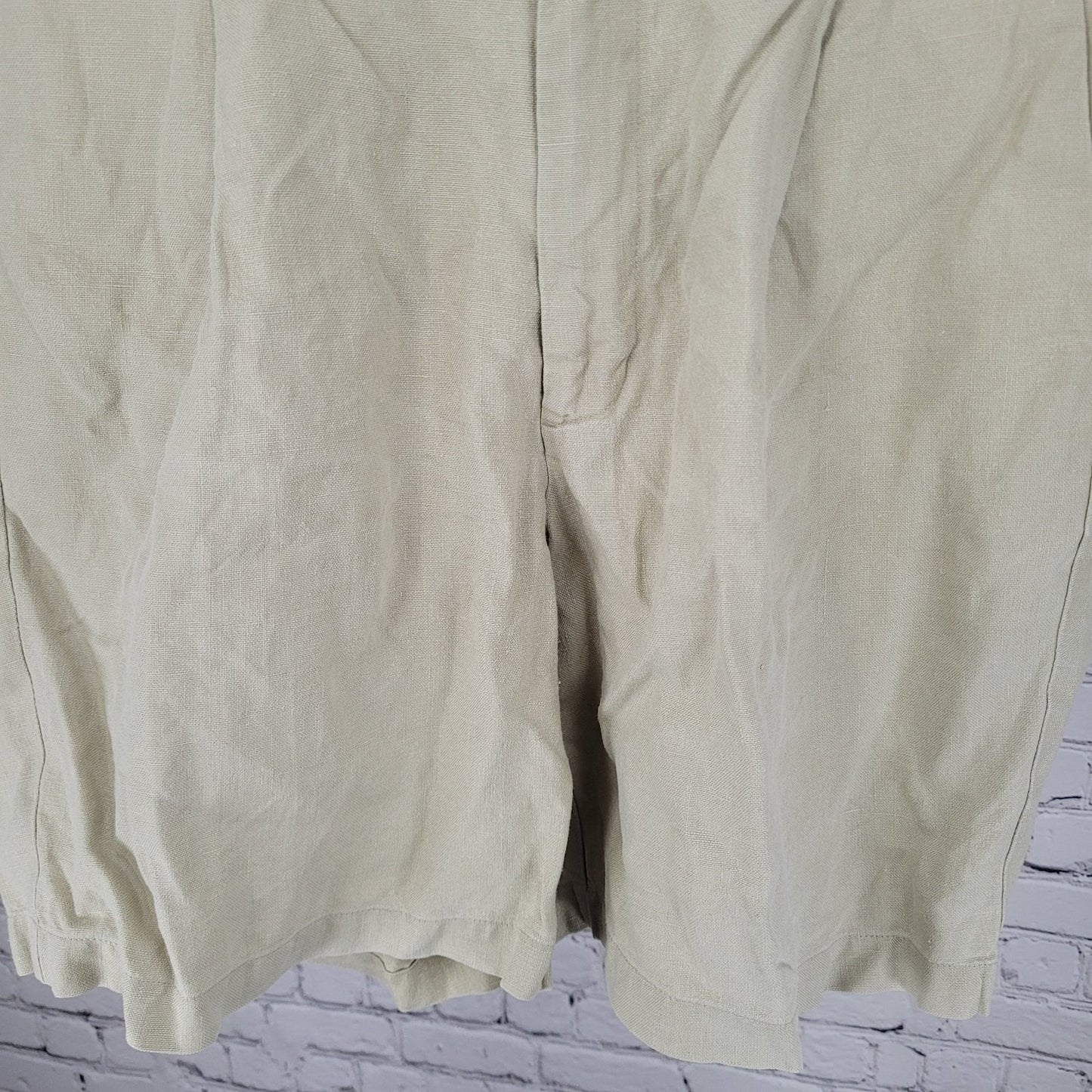 Brandini Beige 100% Linen Pleated Breathable Chino Shorts Size 33 (33x7.5)