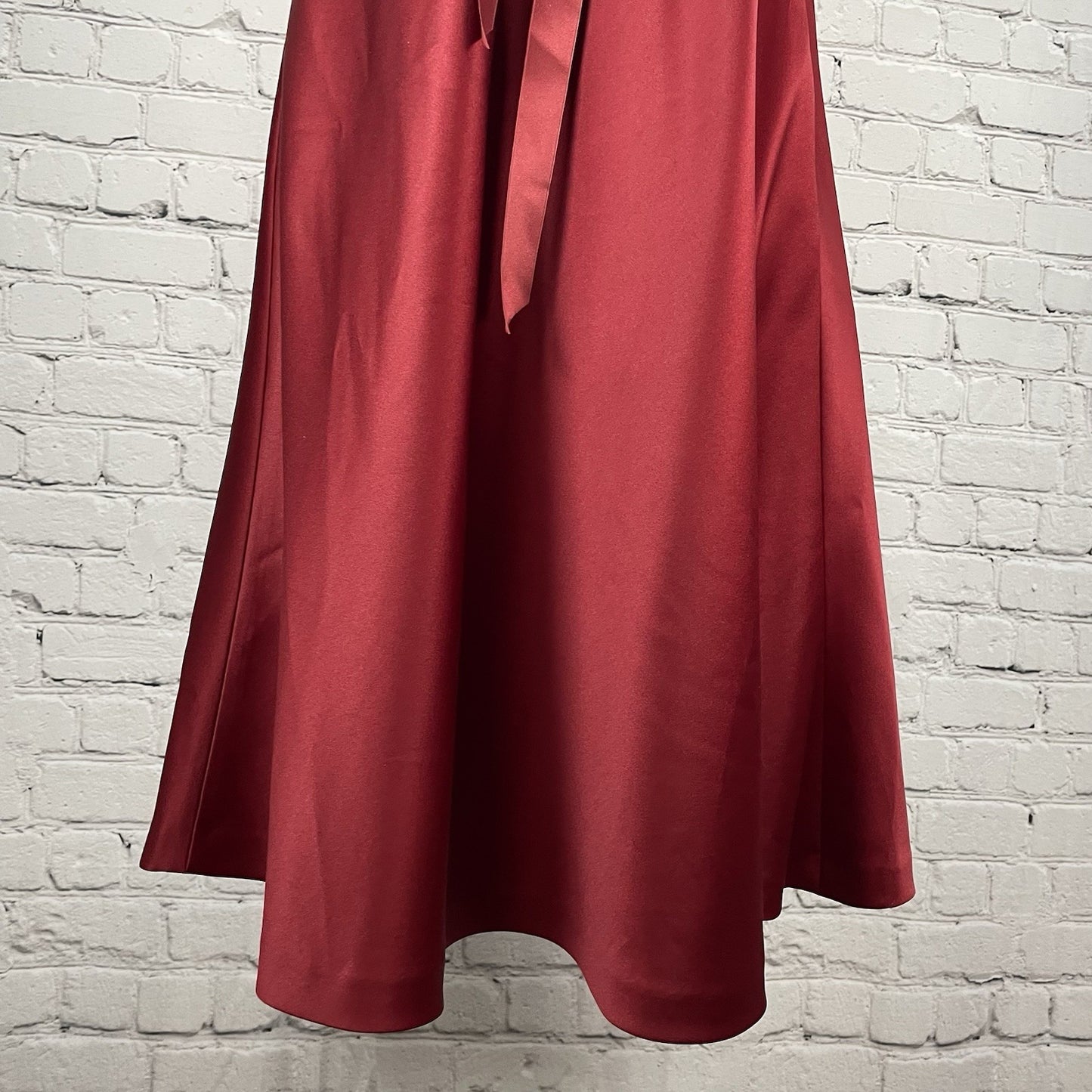 Ann Taylor Deep Red Satin Tie A Line Strapless Zipped Evening Prom Dress Size 6