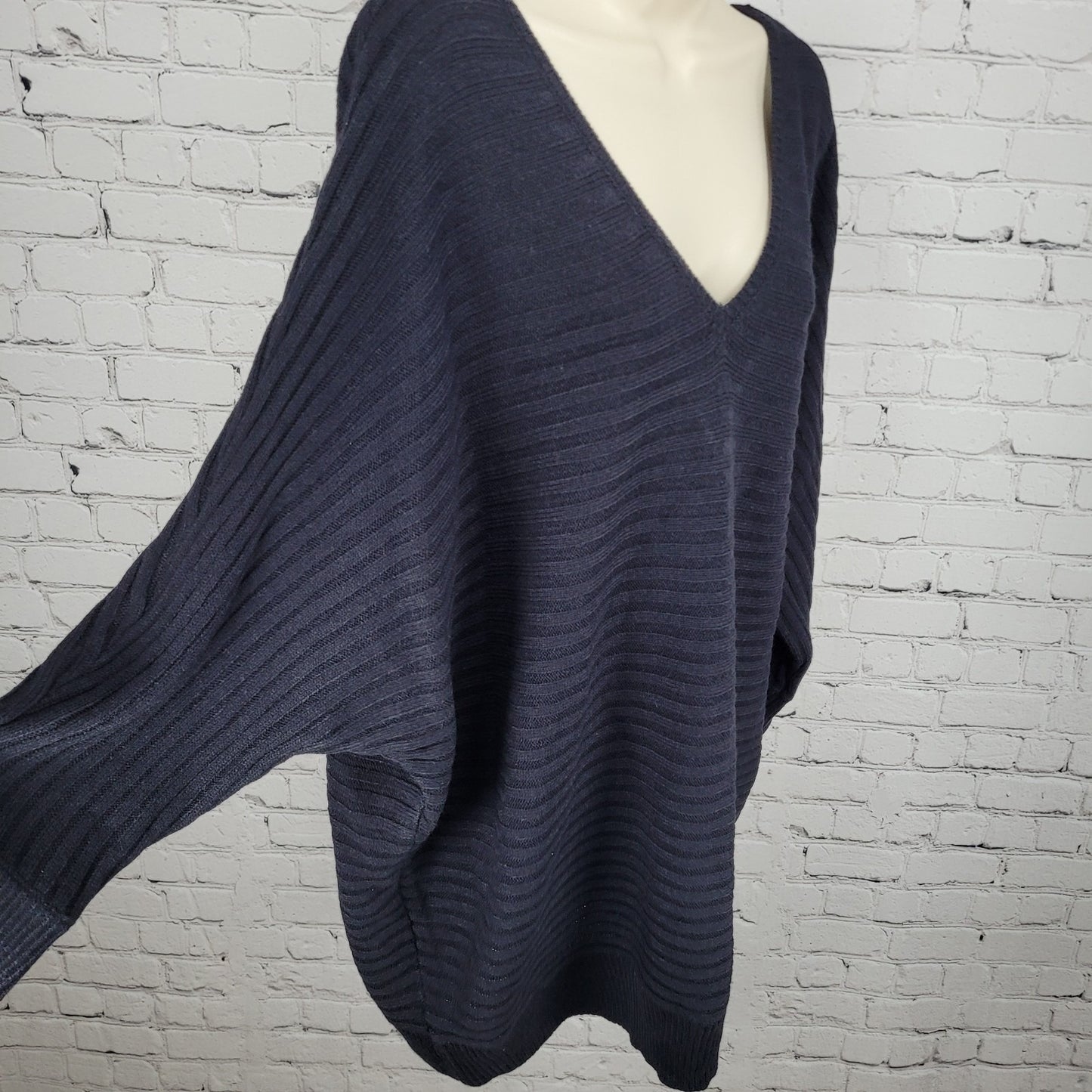 NWT NY&C Soho Jeans Black Knit Slouchy Dolman V Neck Pullover Sweater Size XL