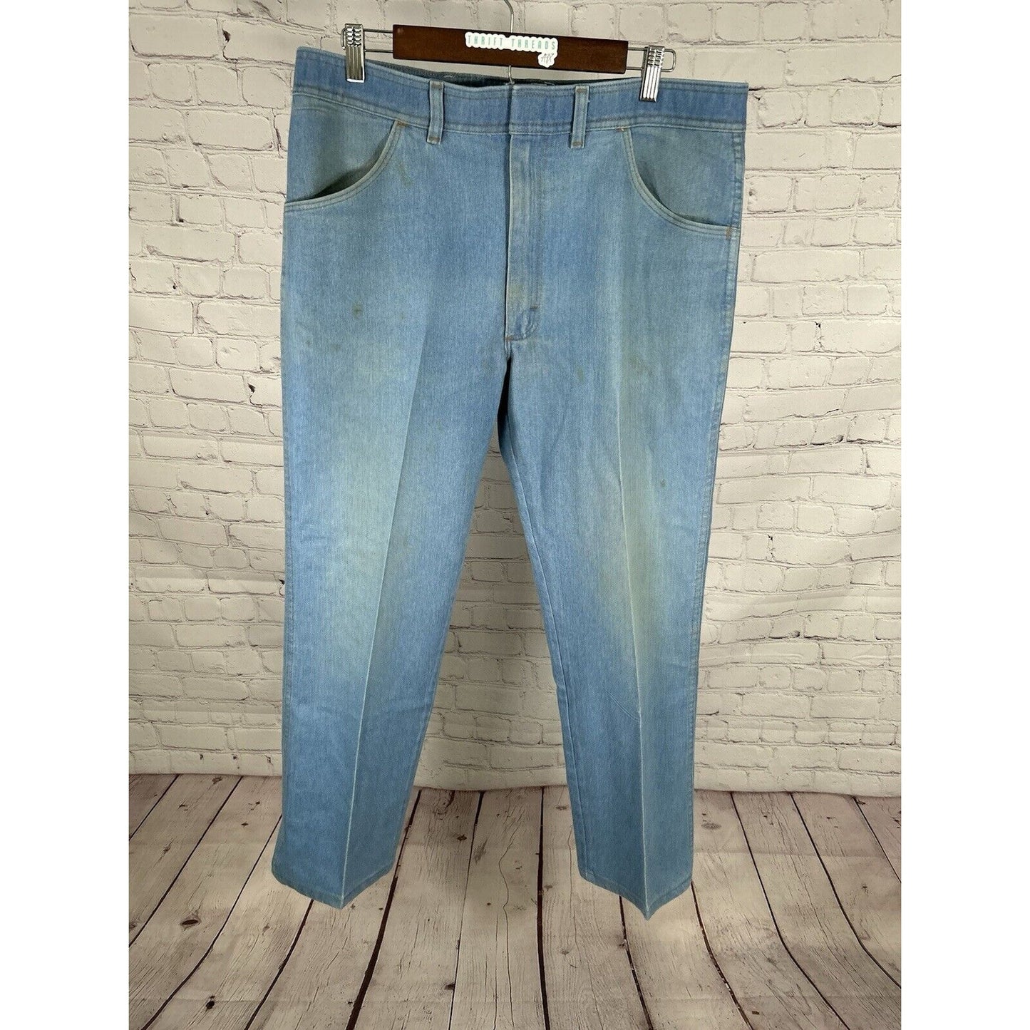 VTG Wrangler Light Wash Distressed Blue Denim Wide Leg Men’s Jeans (36 X 29)