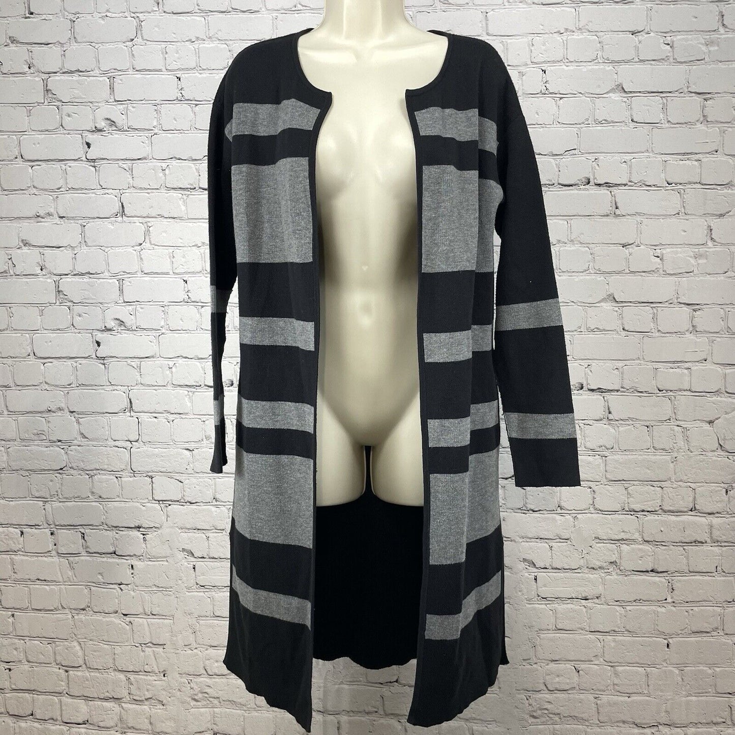Athleta Black Gray Striped Knit Open Long Cardigan Sweater Pockets Size XS