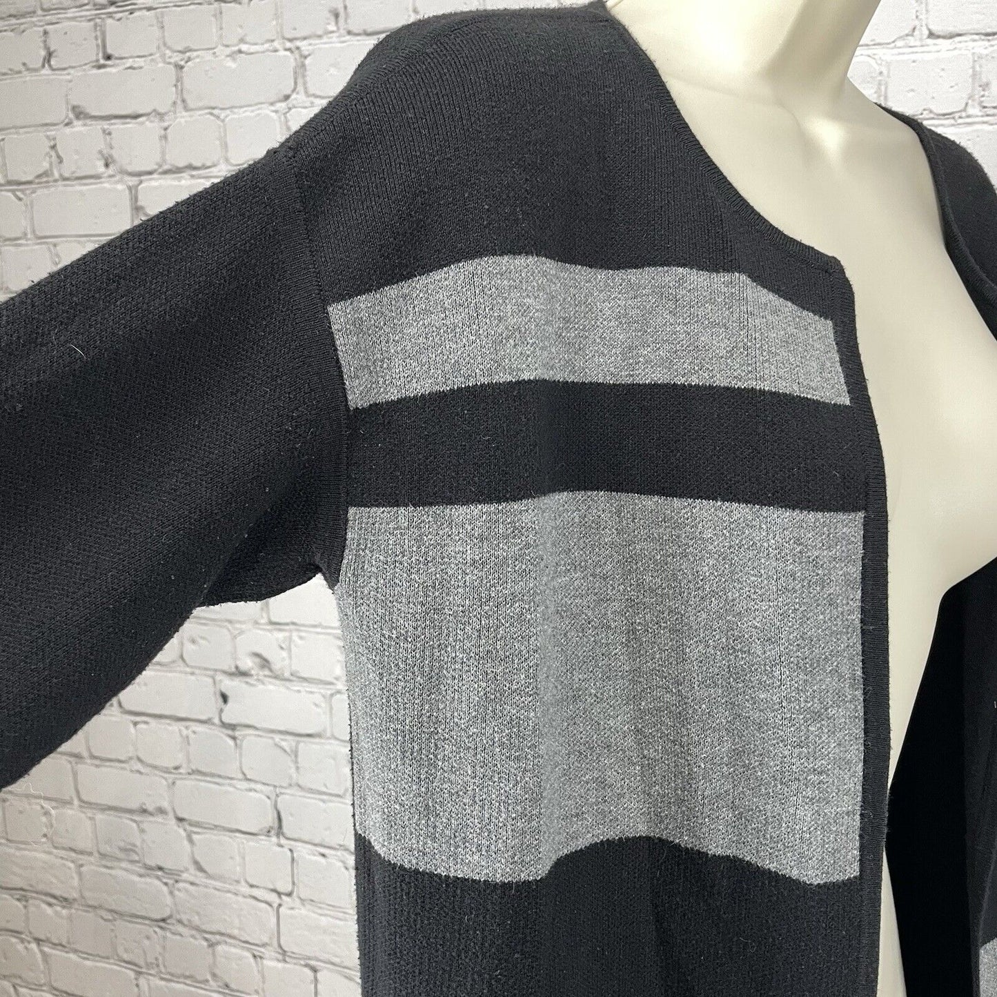 Athleta Black Gray Striped Knit Open Long Cardigan Sweater Pockets Size XS