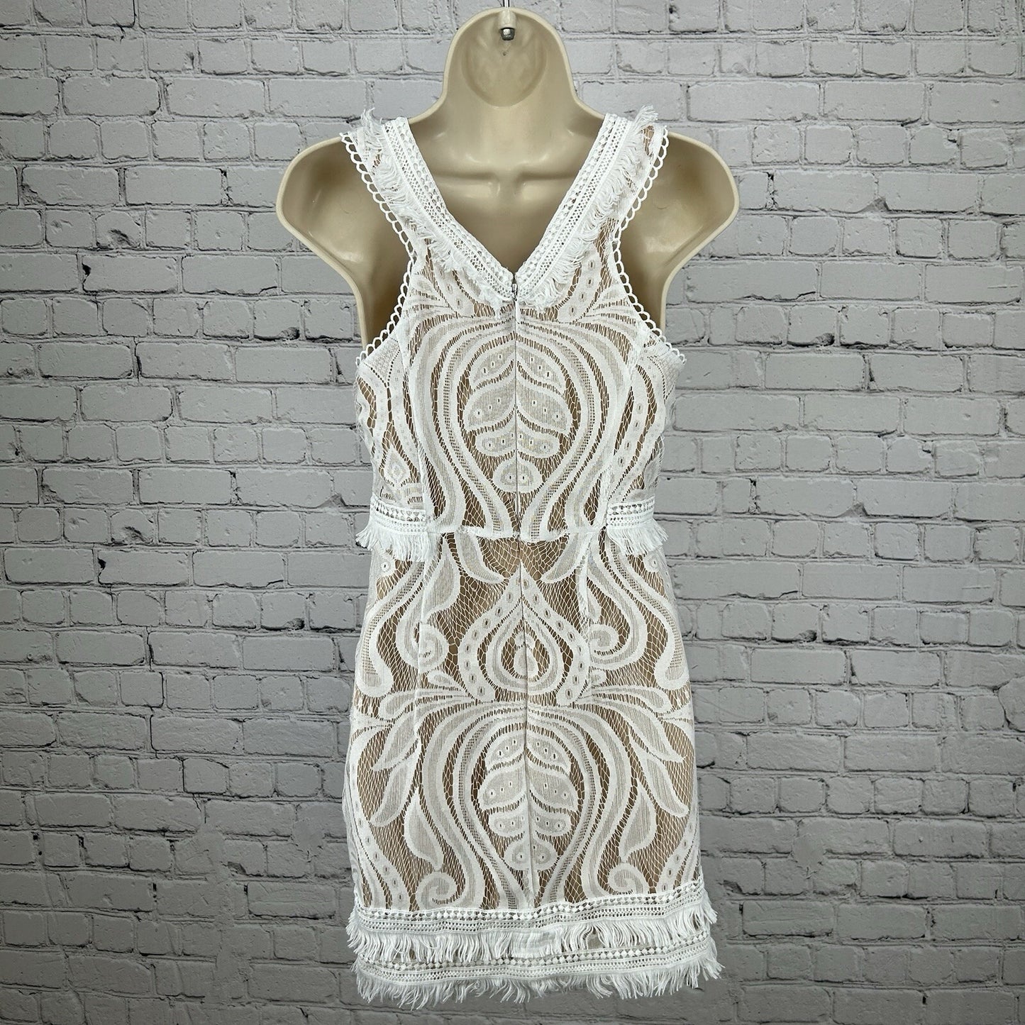 Ryse The Label Off White Sleeveless V Neck Lace Fringe Mini Dress Size Small S