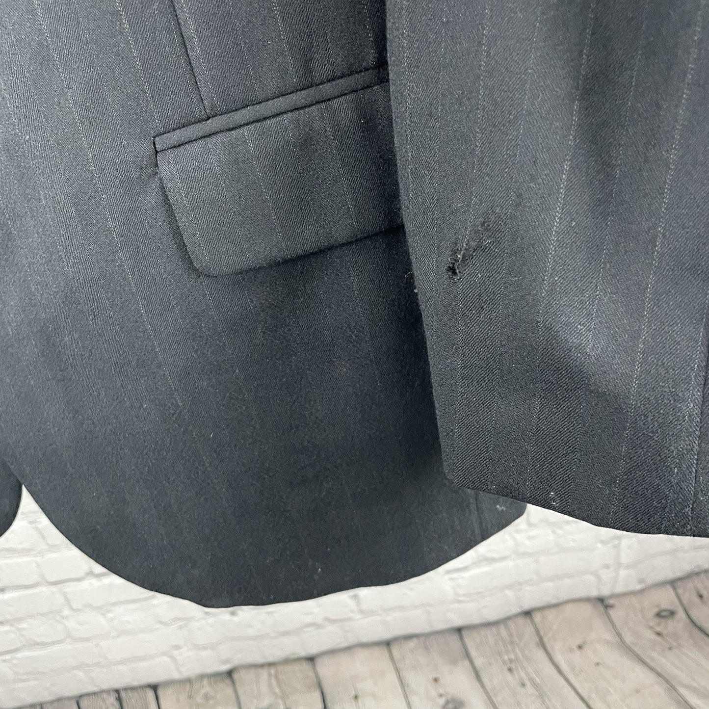 Hunting Horn Black Striped Wool 2 Button Ventless Notch Blazer USA Made Size 46L