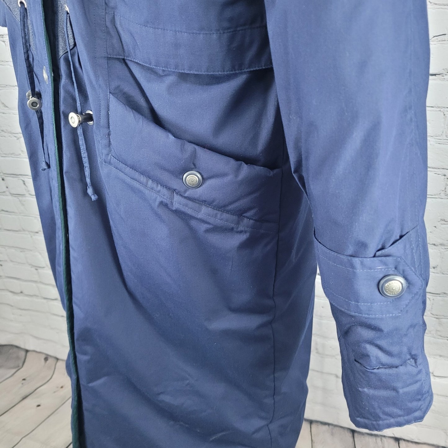 Mulberry Street Blue Down Fill Insulated Removable Hood Over Coat Size Medium M