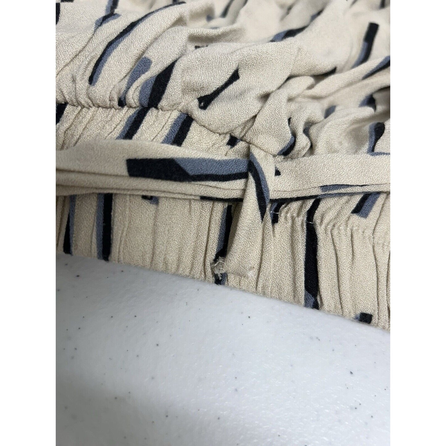 Final Touch Beige Blue Black Lines Elastic Waist High Rise Women’s Shorts S