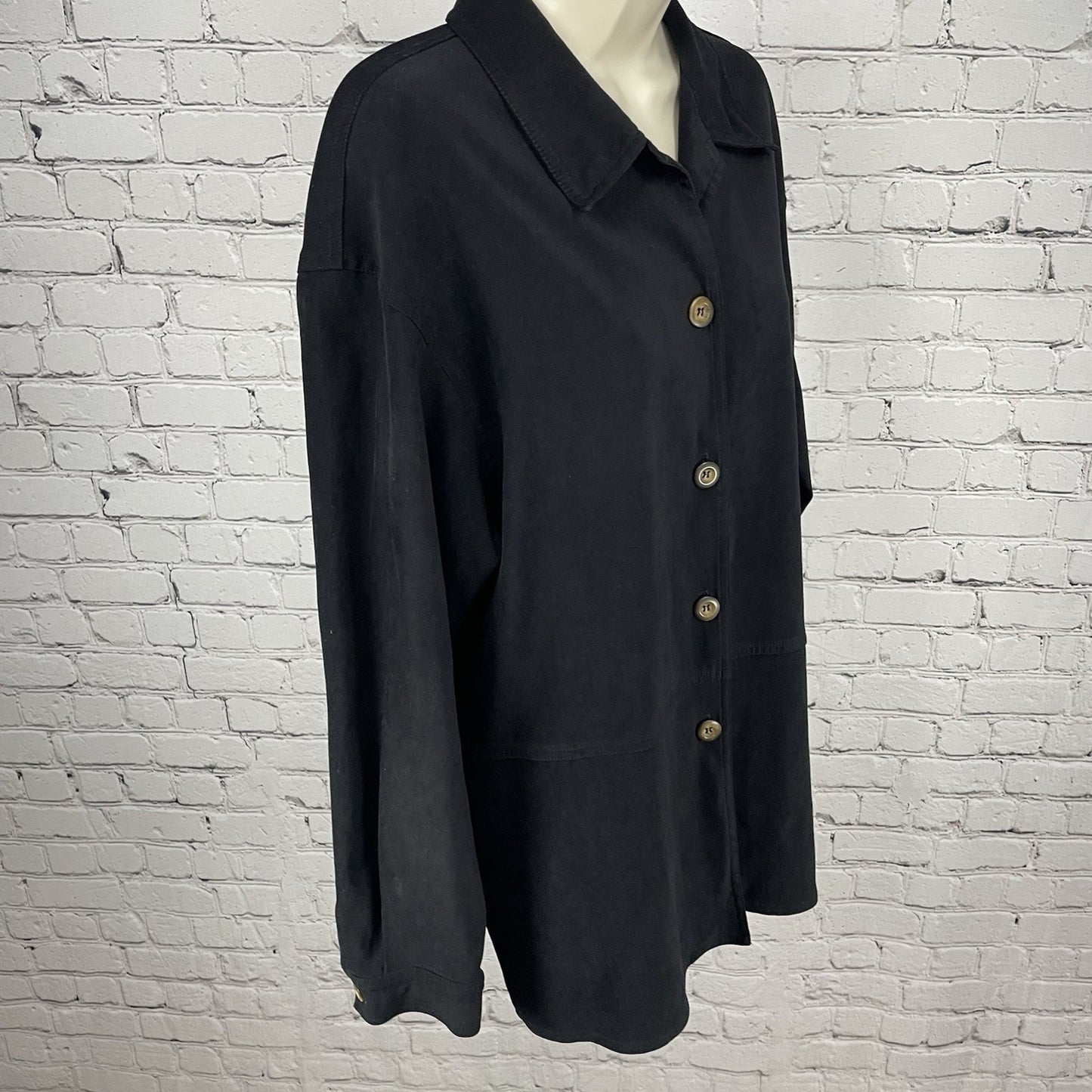 Talbots Black Buttoned Collared Lightweight Unlined Shacket Jacket Size Medium M