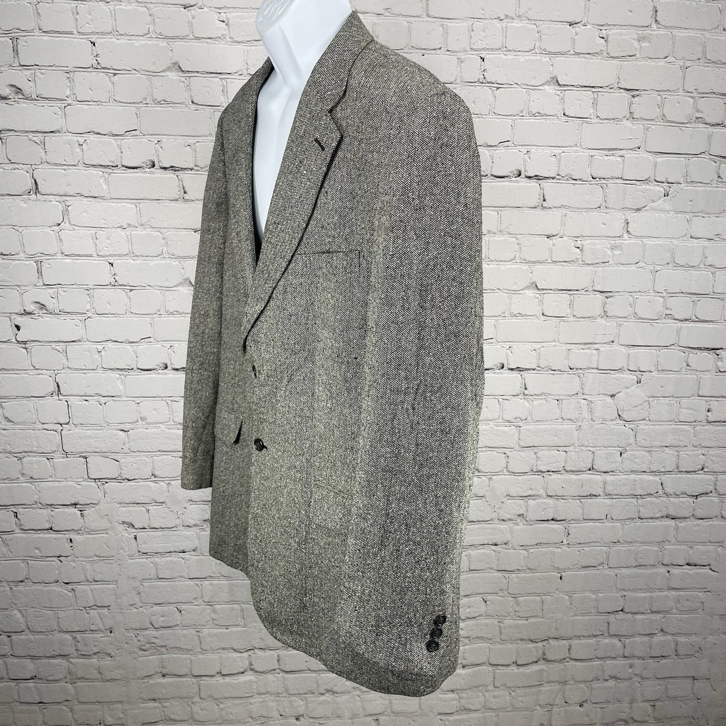 Bert Pulitzer Grey 100% Silk Tweed Herringbone 2 Button Blazer Sport Coat 46L