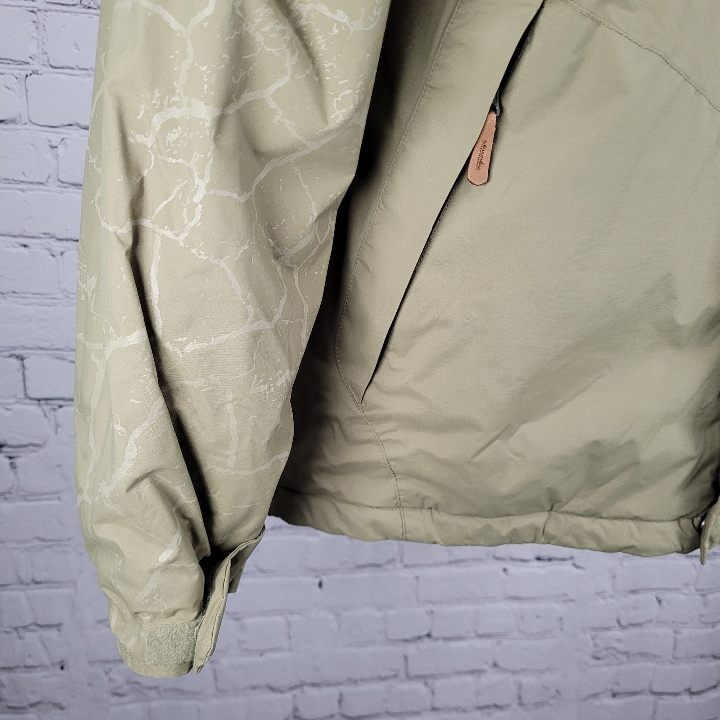 Columbia Green & Khaki Waterproof Breathable Insulated Jacket Youth Size 18/20
