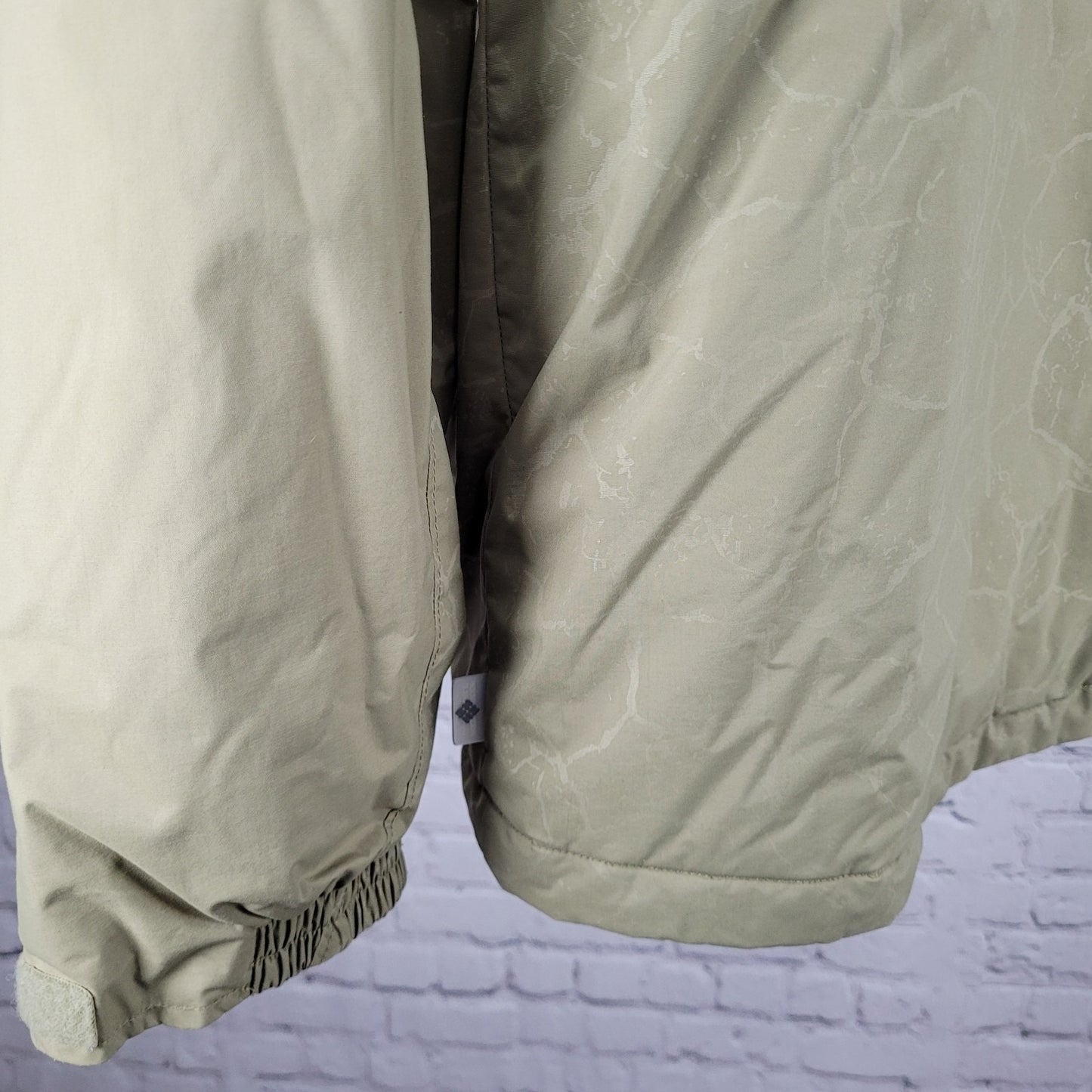 Columbia Green & Khaki Waterproof Breathable Insulated Jacket Youth Size 18/20