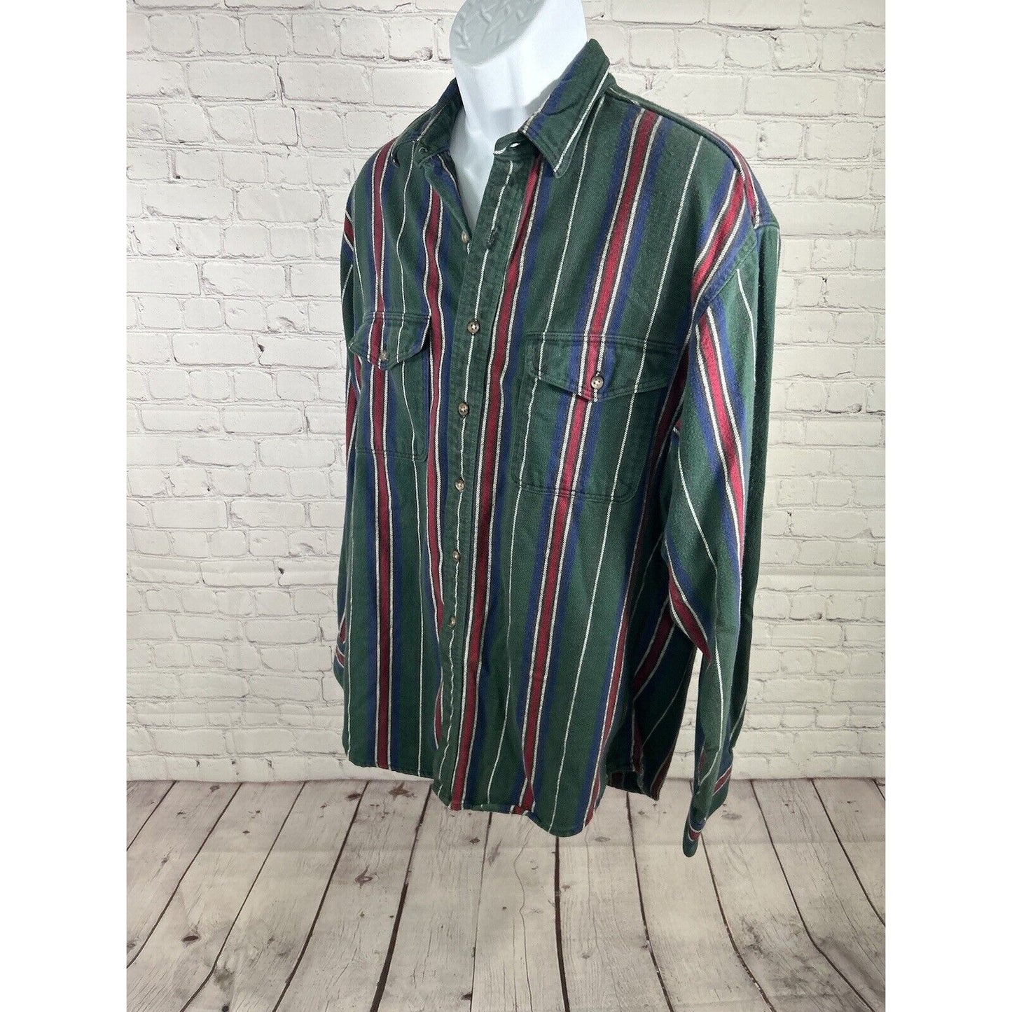 VTG Eddie Bauer Long Sleeve Button Up Green Blue Red White McKinley Flannel XLT
