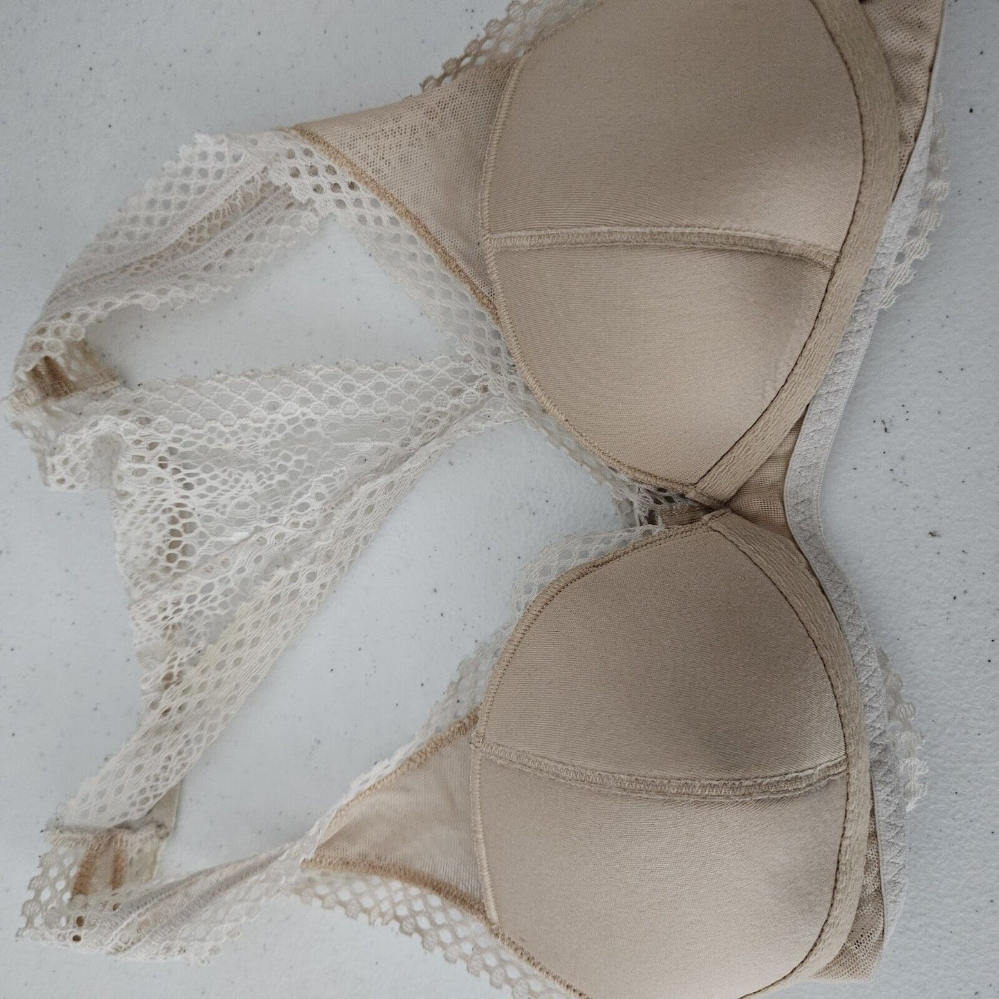 Victoria's Secret Off White Lace Pull Over Lined Racer Back Sports Bra Size XS