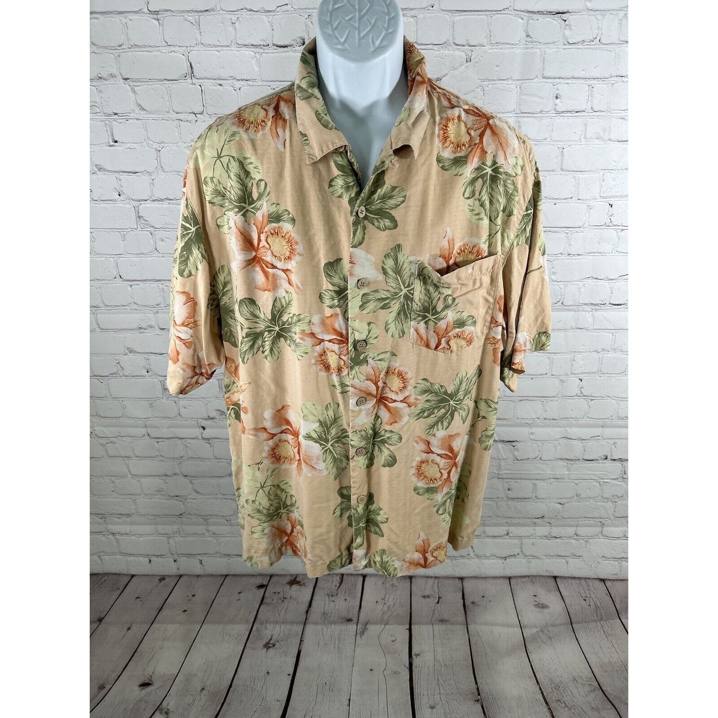 Bermuda Bay 100% Silk Hawaiian Tropical Button Front Shirt Short Sleeves Mens L
