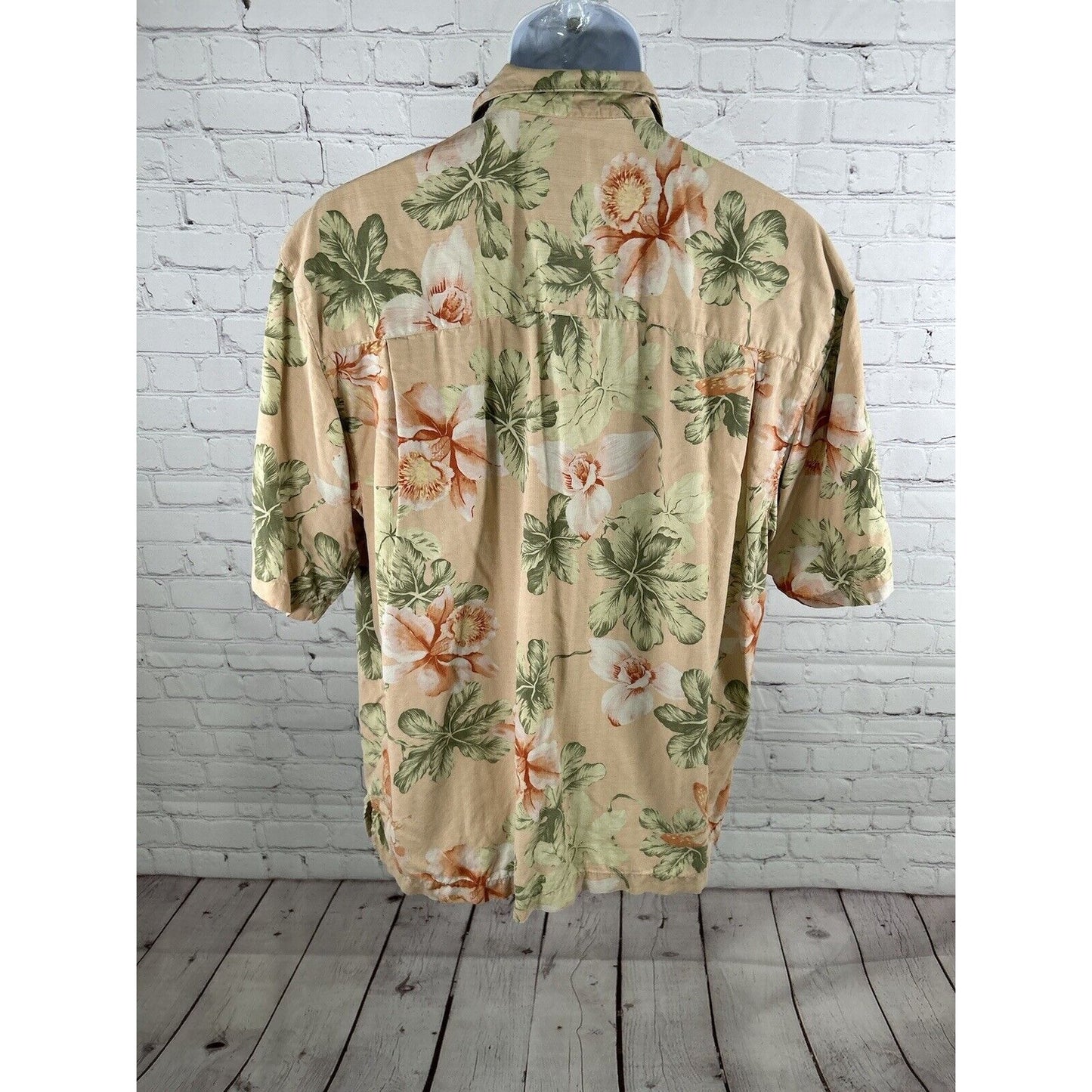 Bermuda Bay 100% Silk Hawaiian Tropical Button Front Shirt Short Sleeves Mens L