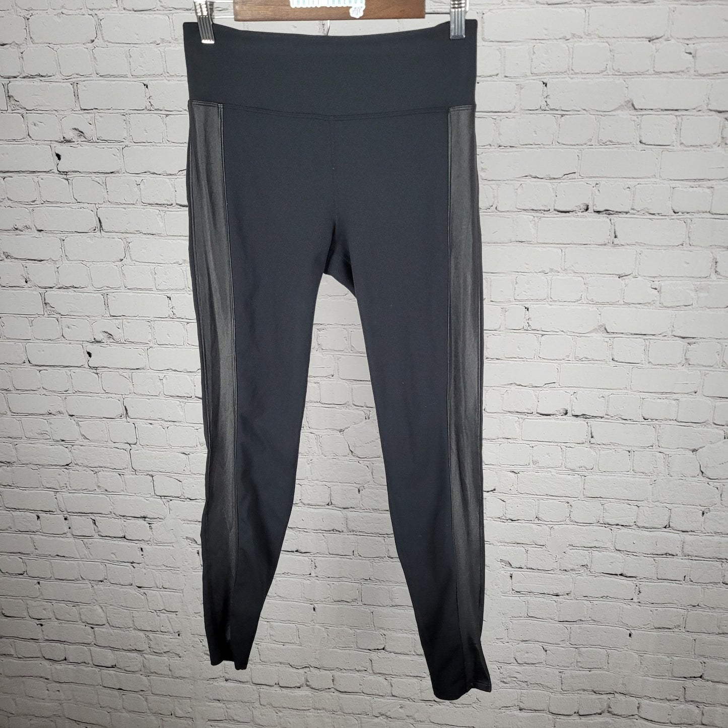 Athleta Black Faux Leather Tux Metro Athleisure Pants Leggings Medium M (29x29)