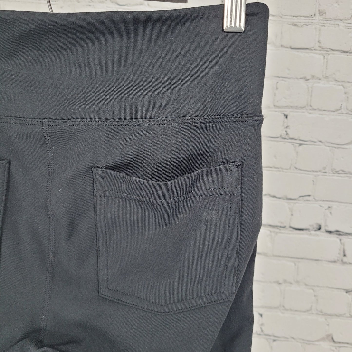 Athleta Black Faux Leather Tux Metro Athleisure Pants Leggings Medium M (29x29)