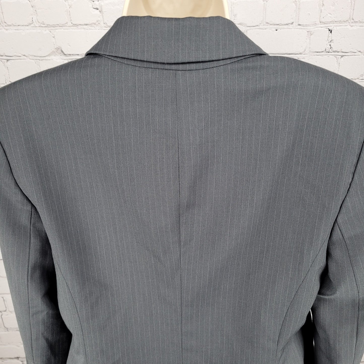 Ann Taylor Grey Pinstriped 2 Button Vented Lightweight Blazer Jacket Size 10