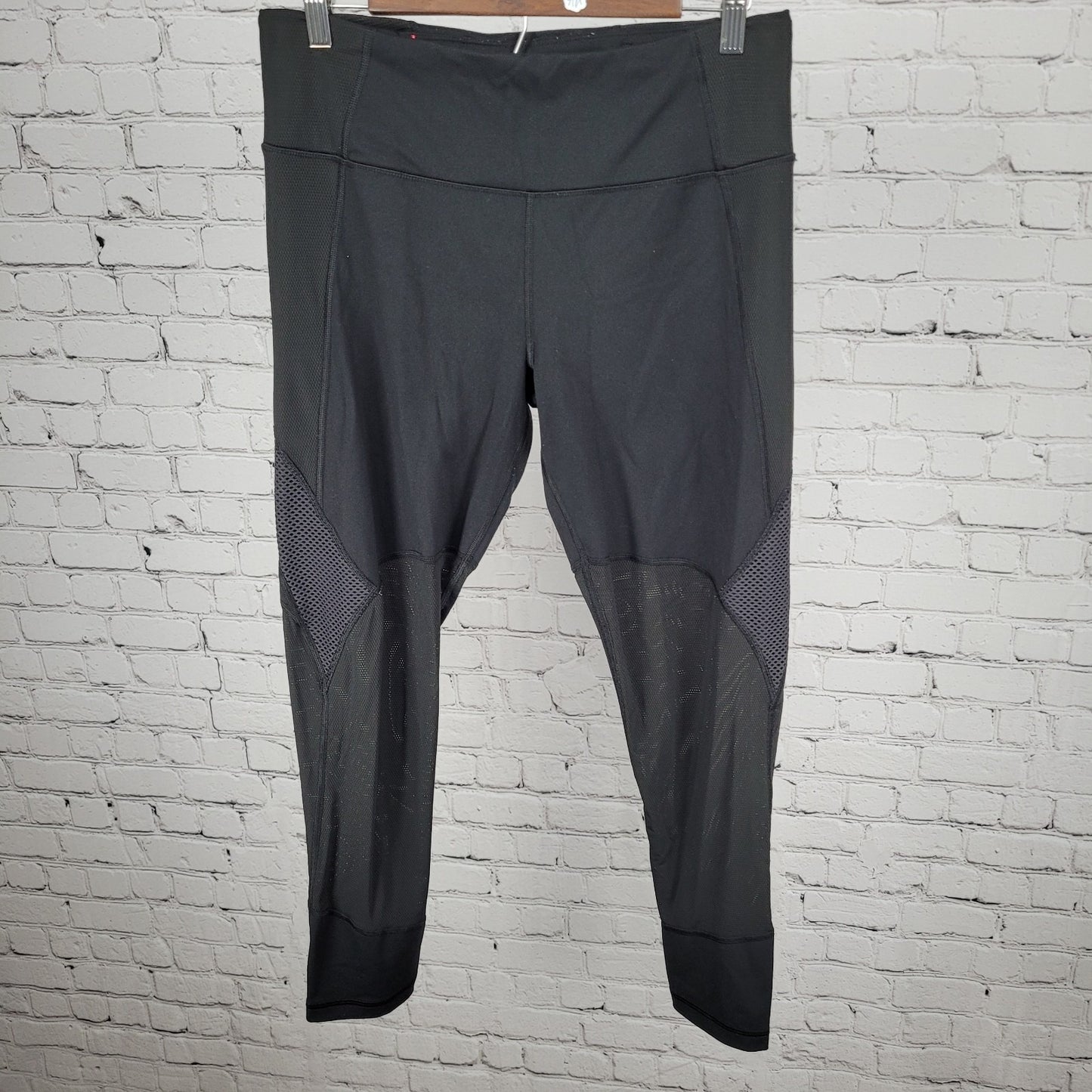 VSX Black Knockout By Victoria's Secret Tight Yoga Pants Size Large L (30x27)