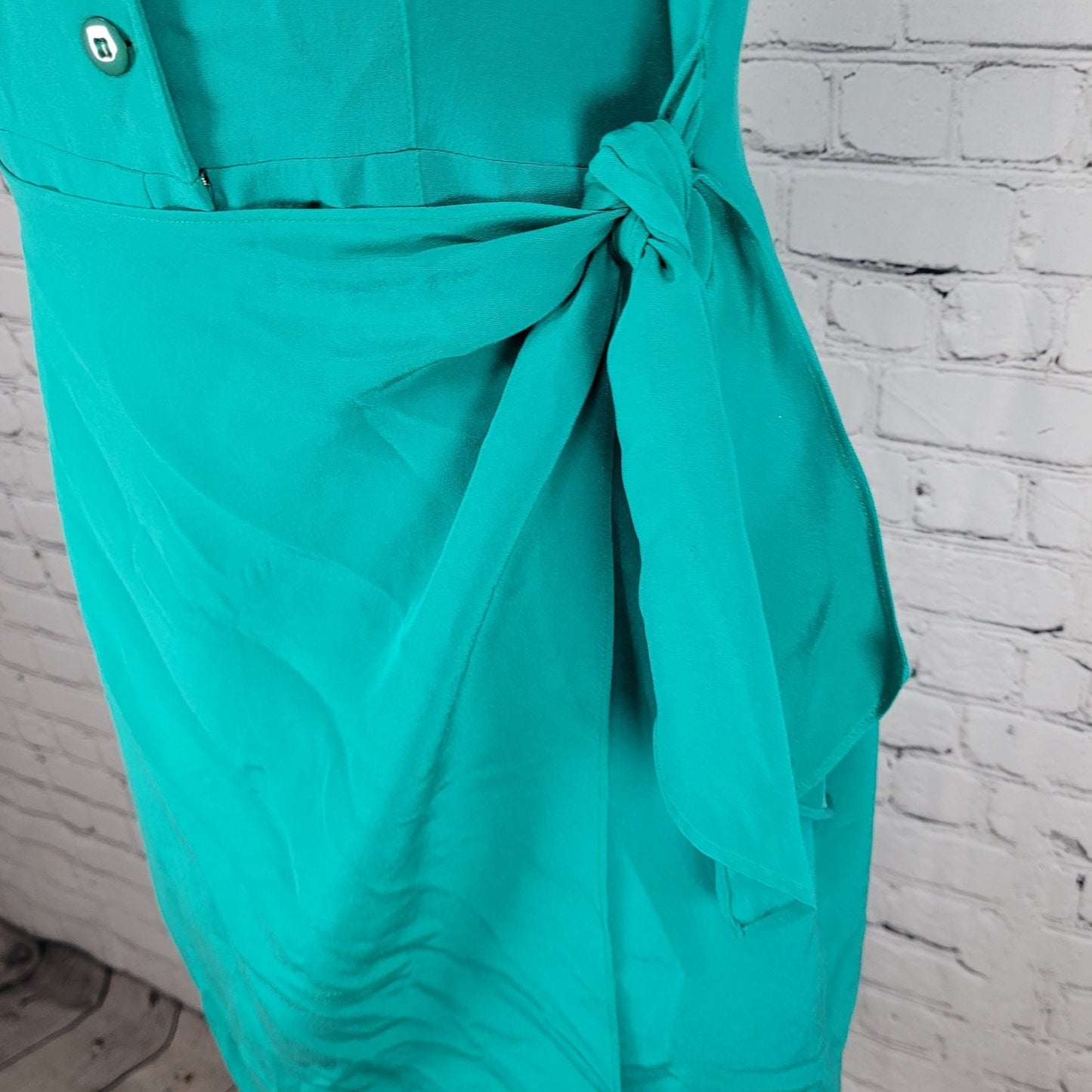 VTG Pat Argenti Green 100% Silk Short Sleeve Buttoned Wrap Tie Dress Size 6