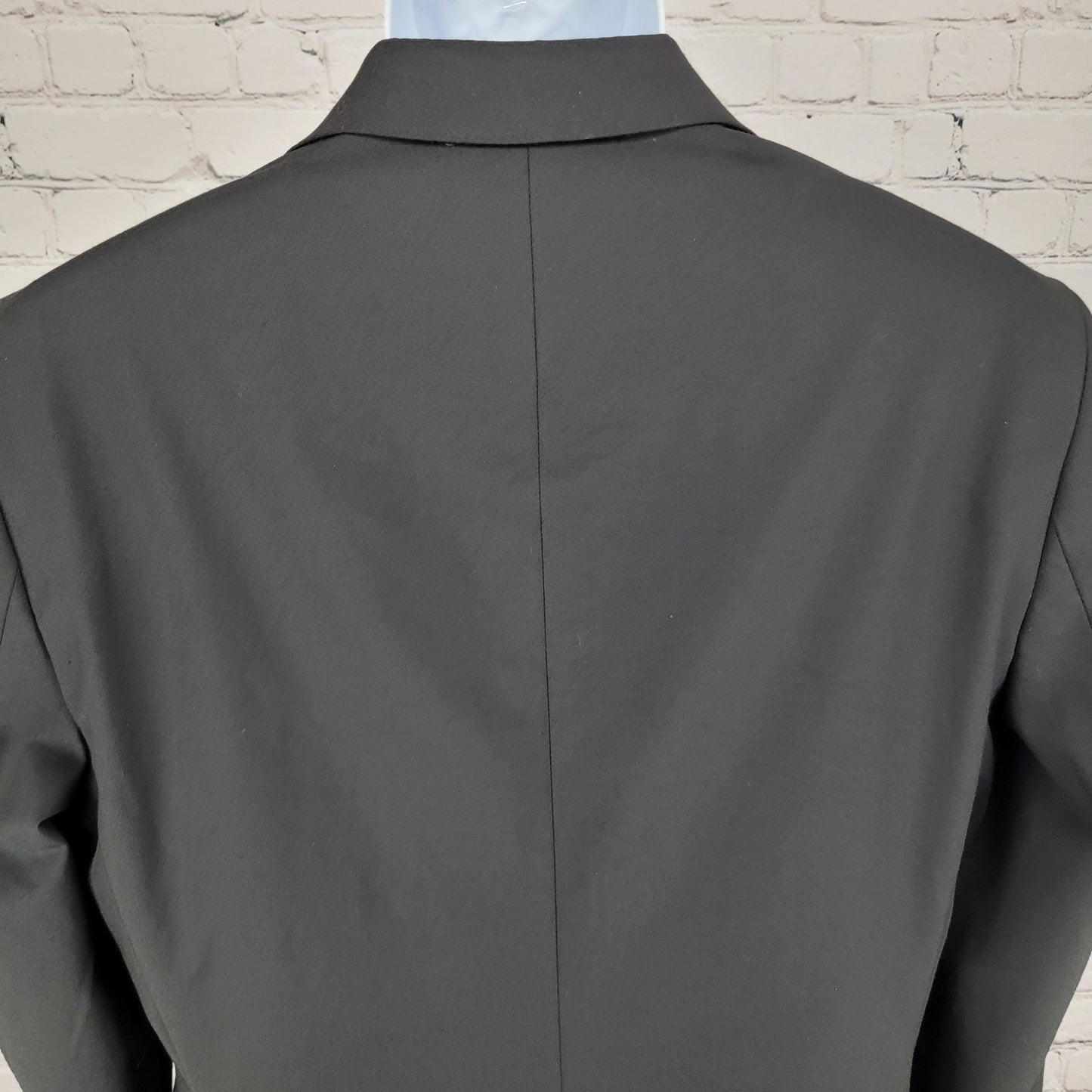 J. Ferrar Black Slim Fit 2 Button Notch Double Vented Blazer Sport Coat Size 40R