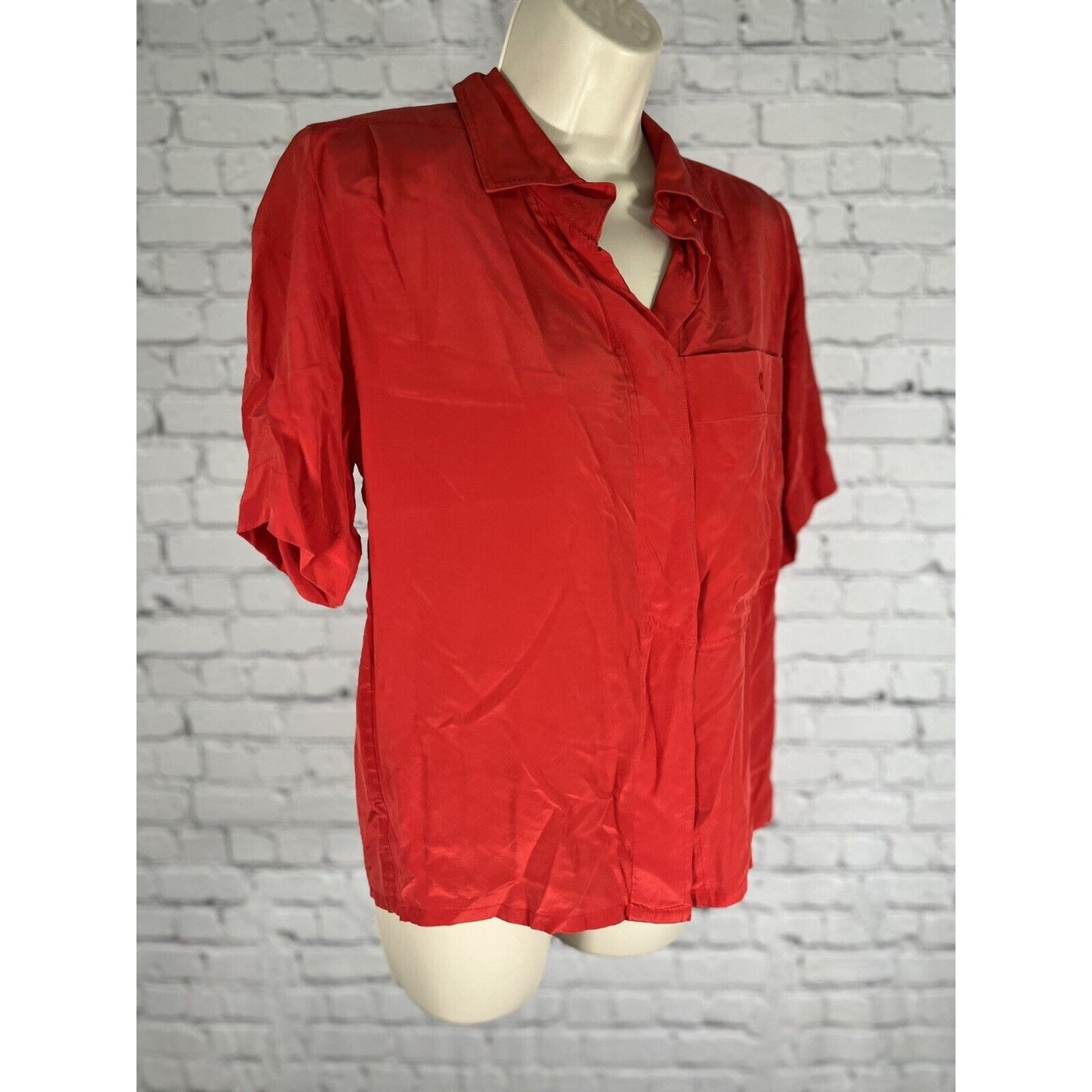 Vintage Saks Fifth Avenue Red 100% Silk Button Up Blouse Top Women’s Size 4