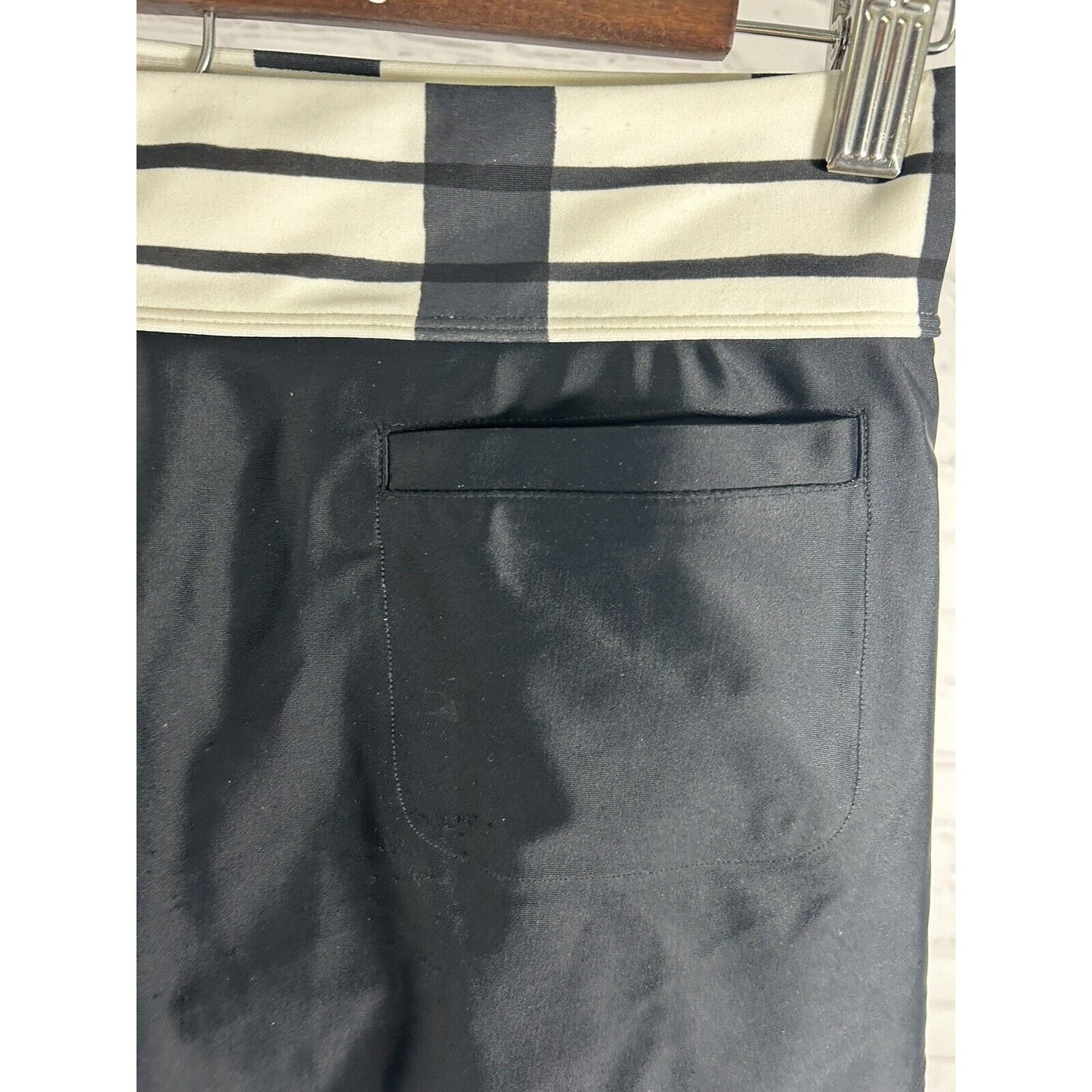 Athleta Black White Skirt Lined Pull On Waist Back Pocket Beach Swim Skirt XS
