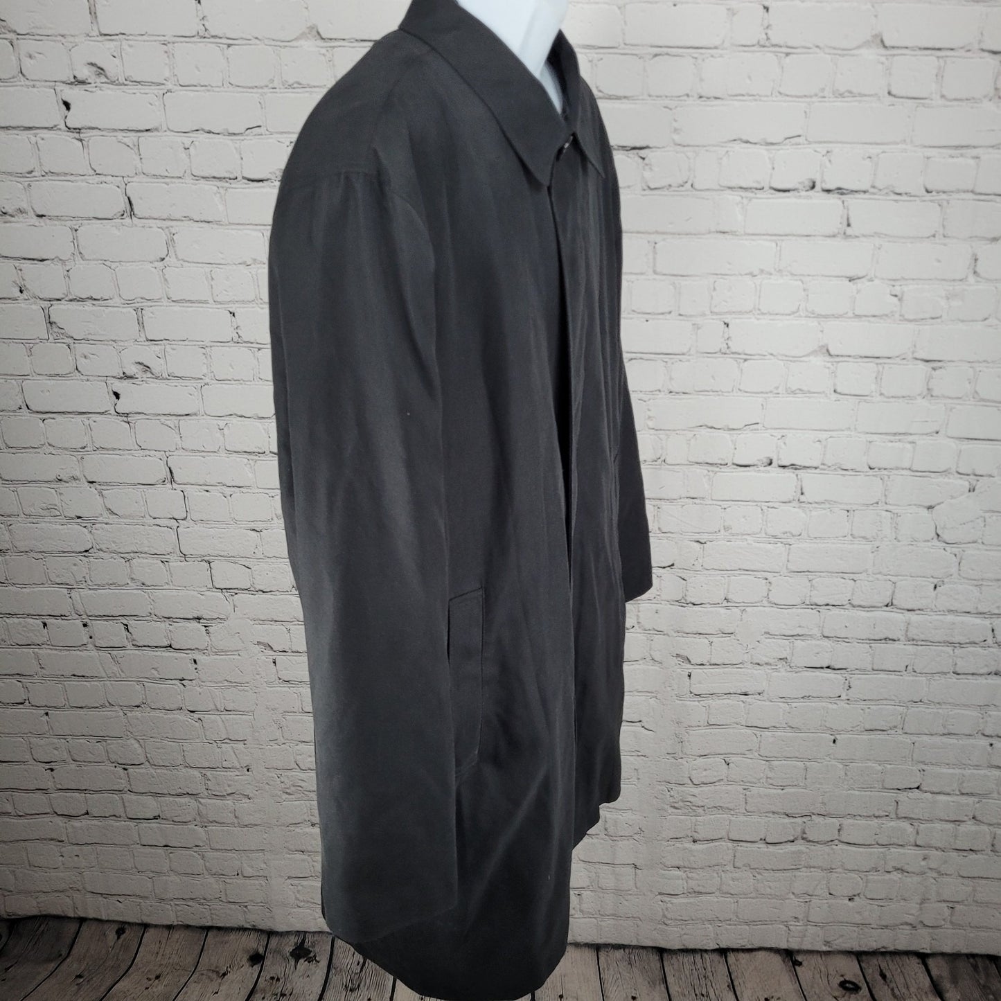 London Fog Black Buttoned Quilted Lining Over Long Soft Shell Coat Size 44S