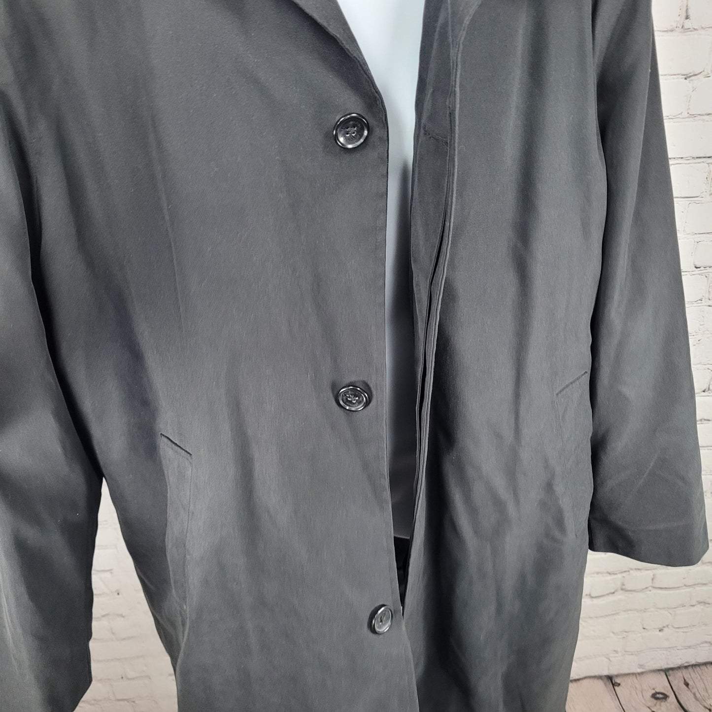 London Fog Black Buttoned Quilted Lining Over Long Soft Shell Coat Size 44S