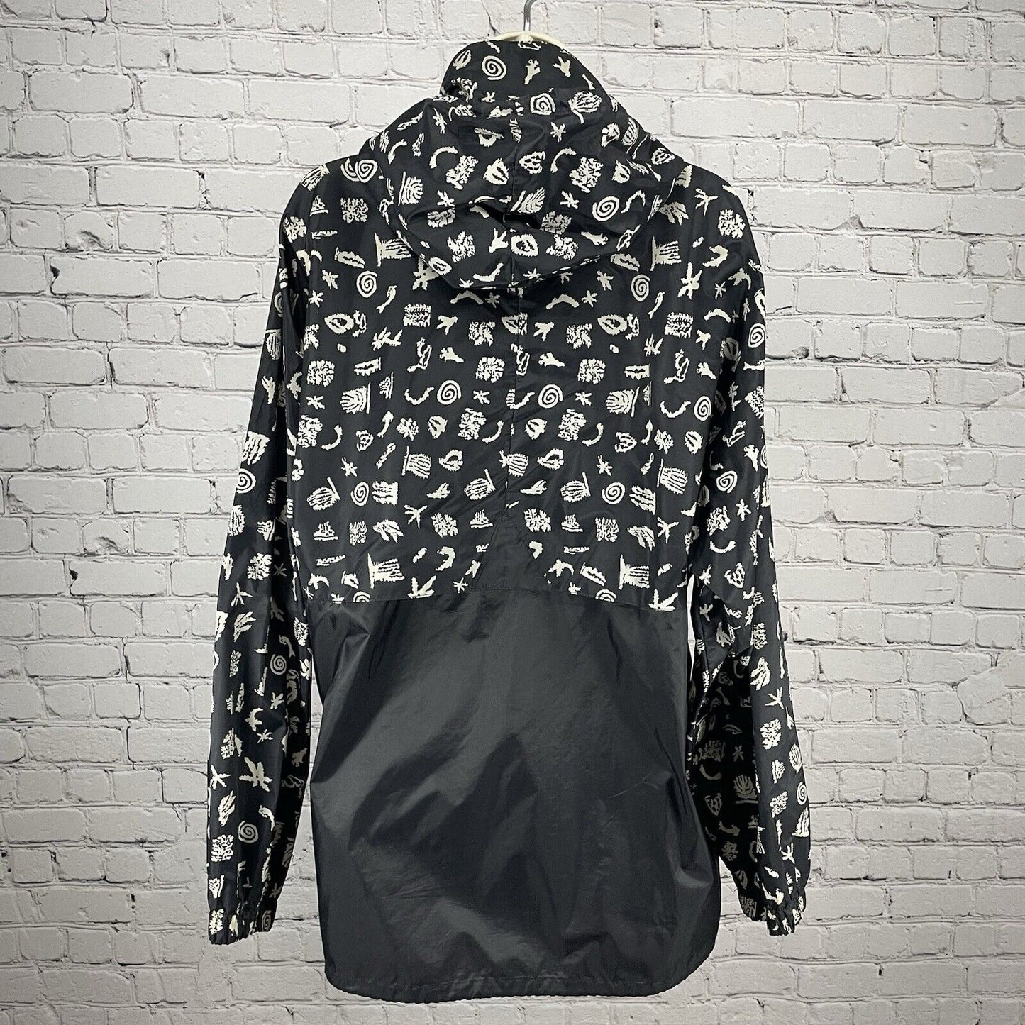 K.WAY Black Printed Zipped Rain Jacket Windbreaker Removable Hood Size Medium M