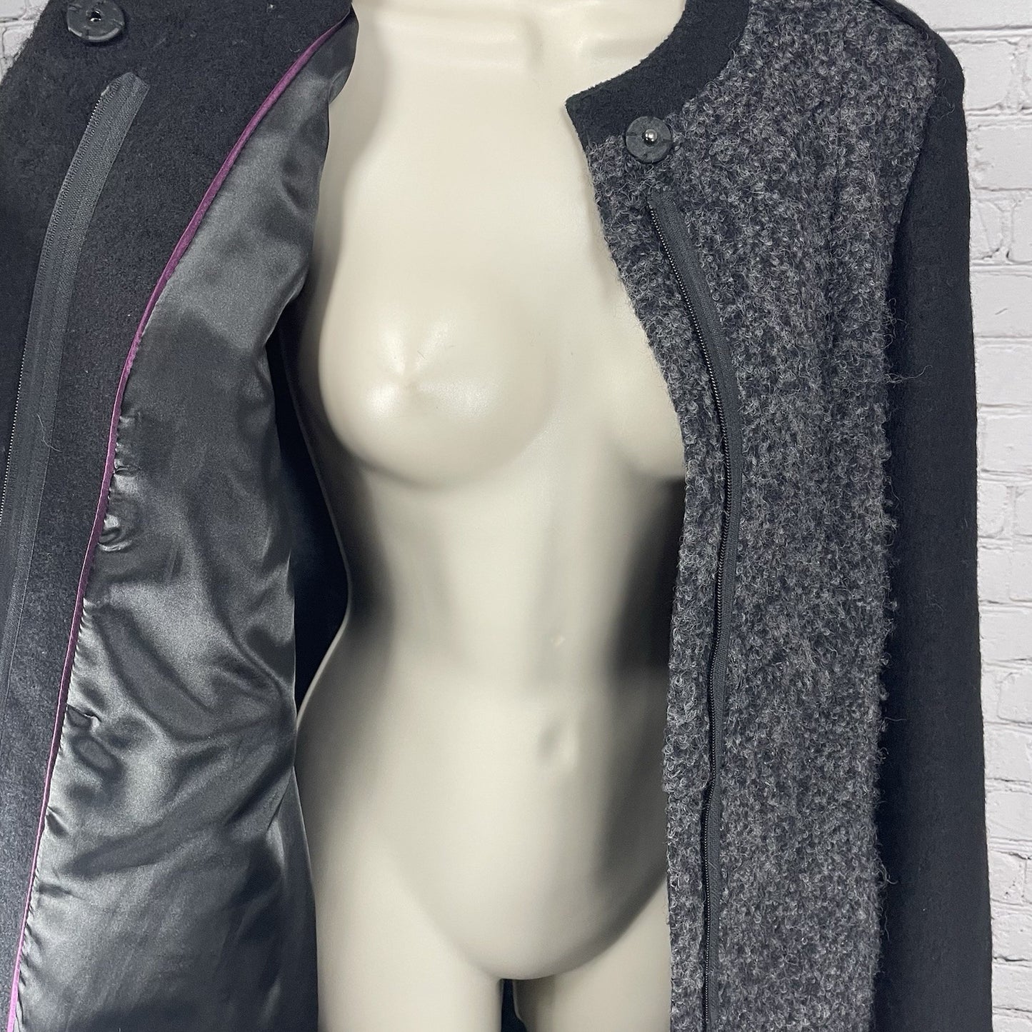 Tahari Black Grey Wool Blend Zipped Snap Overcoat Pockets Lined Size Small S