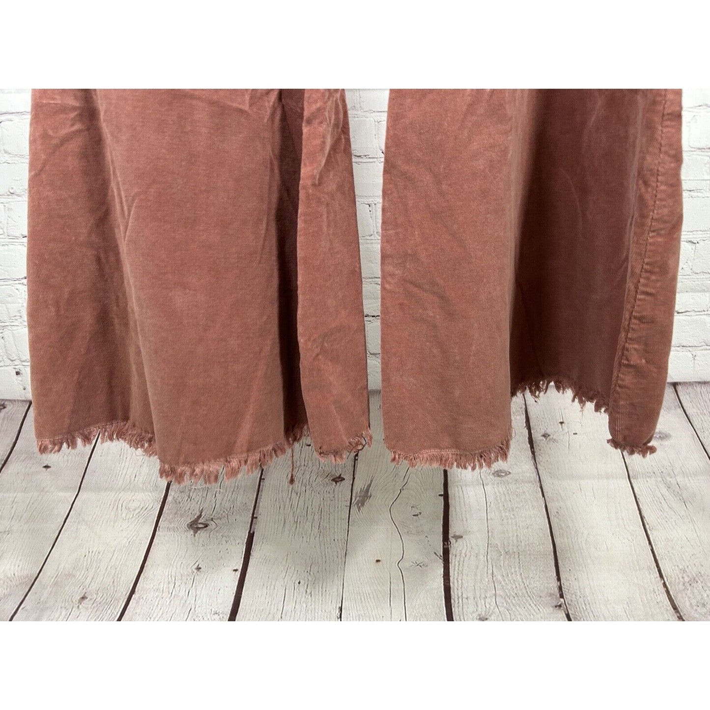 Free People Corduroy Dark Pink Bell Bottoms Raw Hem Flare Boho 26 (26 x 33)