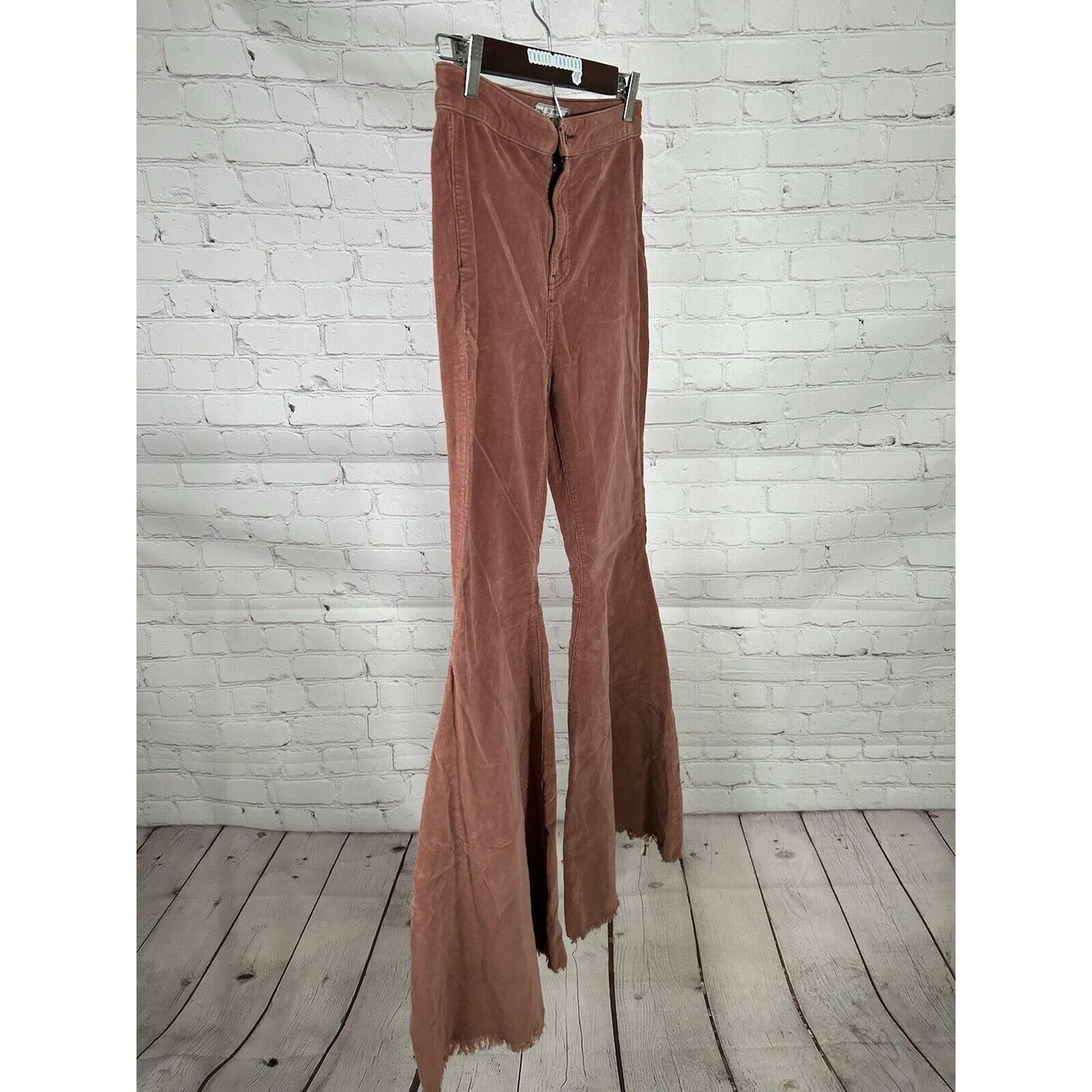 Free People Corduroy Dark Pink Bell Bottoms Raw Hem Flare Boho 26 (26 x 33)