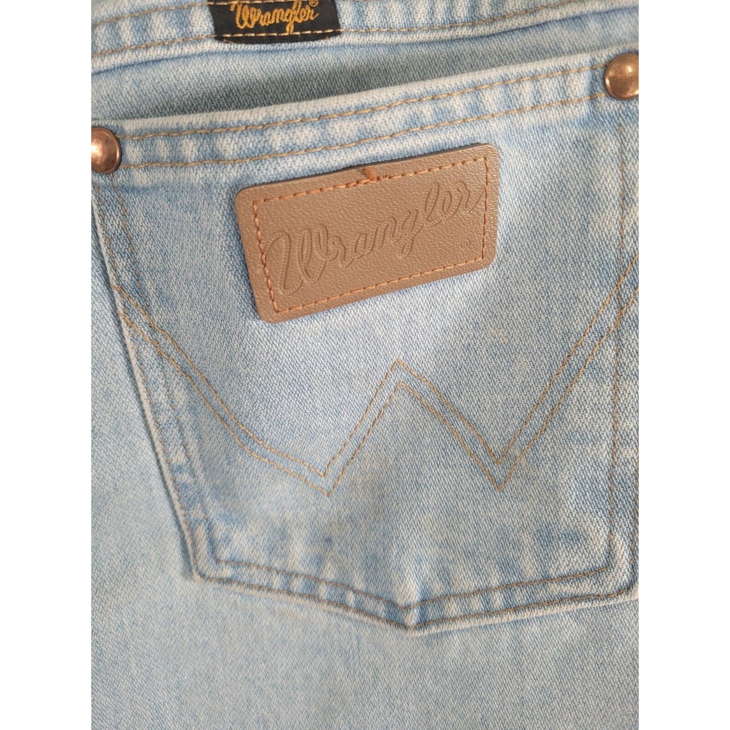 Wrangler Light Wash Ripped Straight Leg Nicaragua Baggy Jeans 936 GBH (36x30)