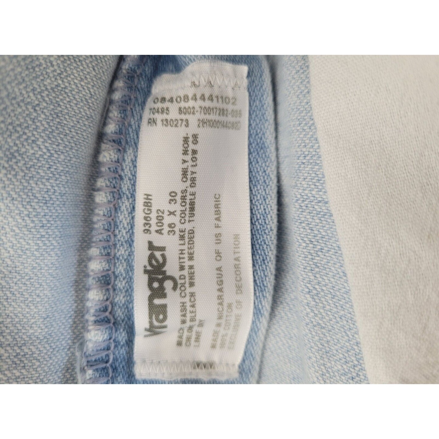 Wrangler Light Wash Ripped Straight Leg Nicaragua Baggy Jeans 936 GBH (36x30)
