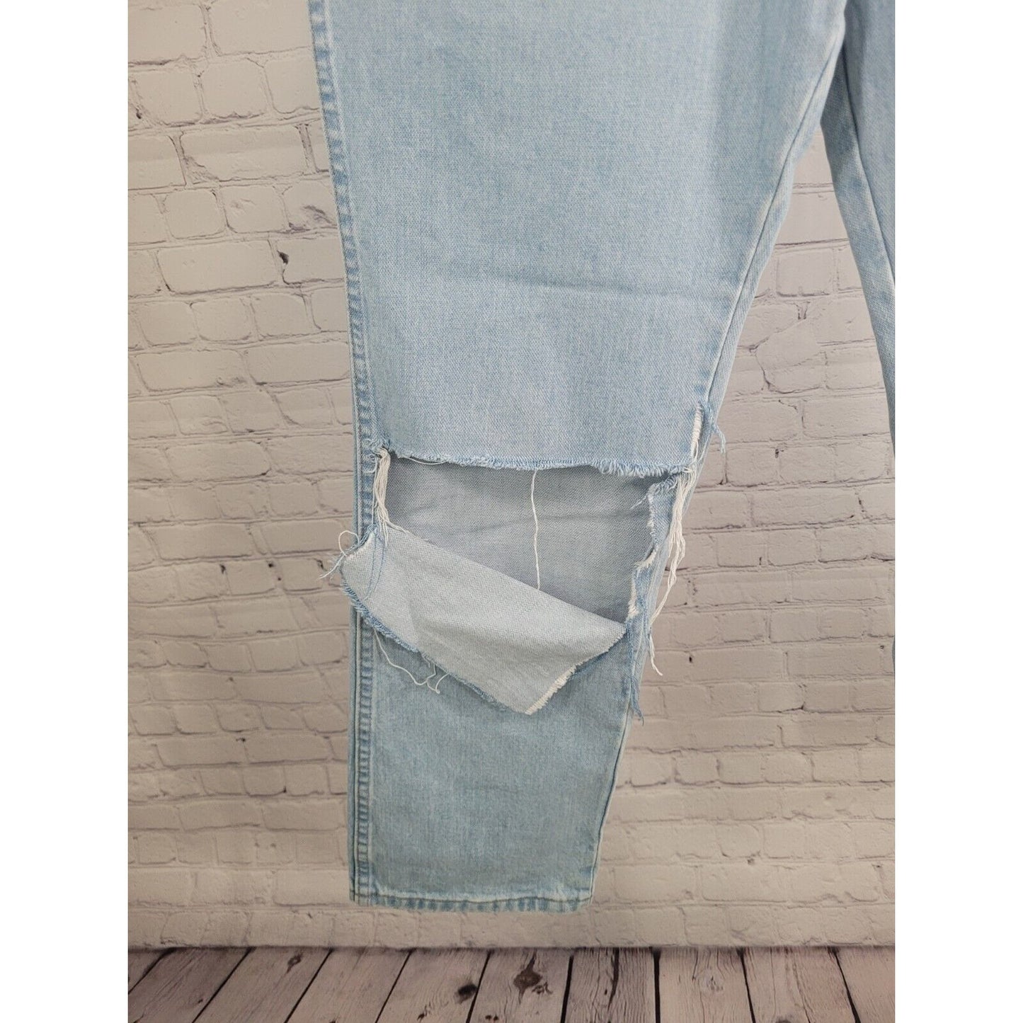 Wrangler Light Wash Ripped Straight Leg Nicaragua Baggy Jeans 936 GBH (36x30)