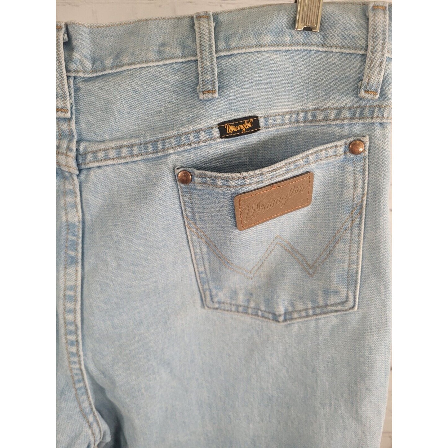 Wrangler Light Wash Ripped Straight Leg Nicaragua Baggy Jeans 936 GBH (36x30)