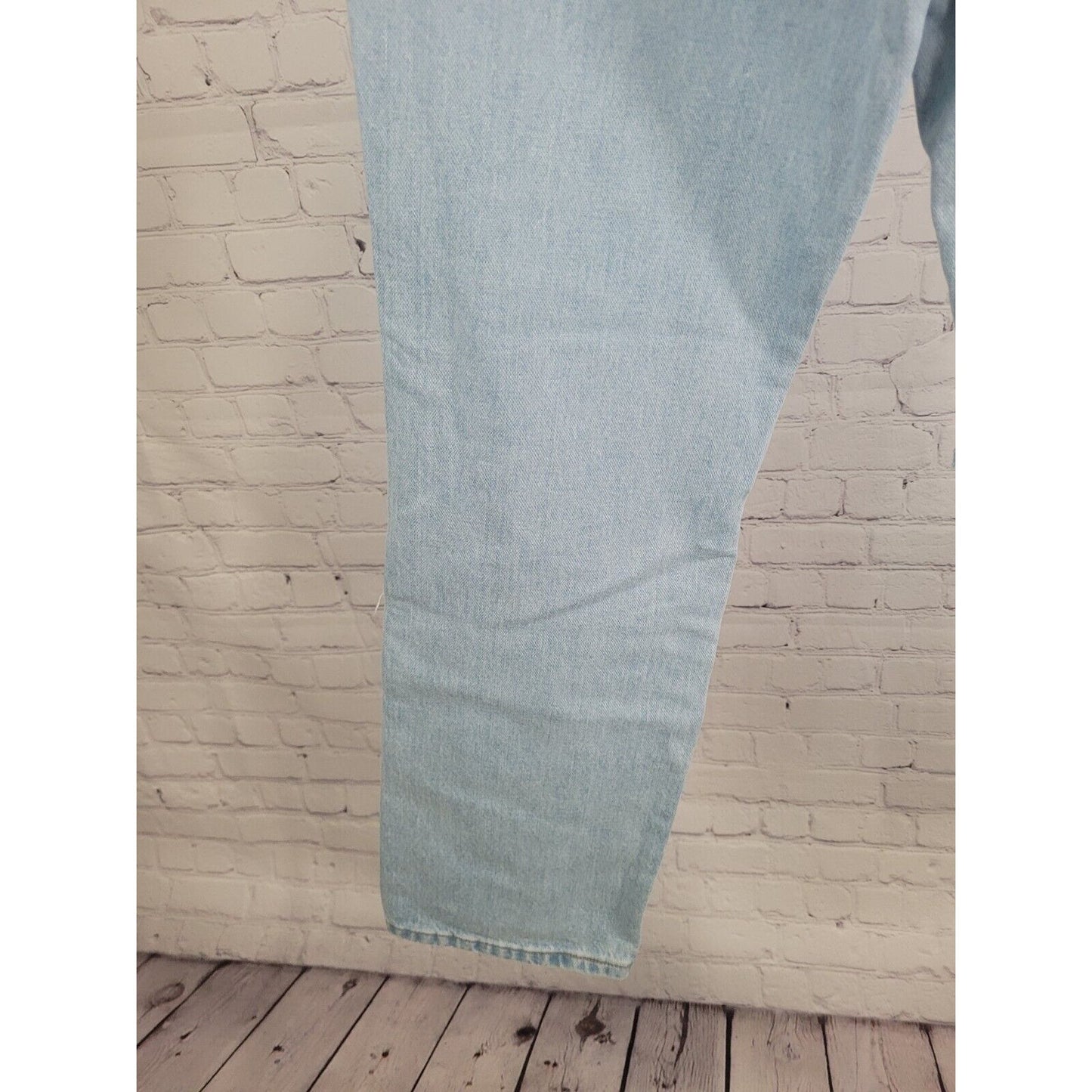 Wrangler Light Wash Ripped Straight Leg Nicaragua Baggy Jeans 936 GBH (36x30)