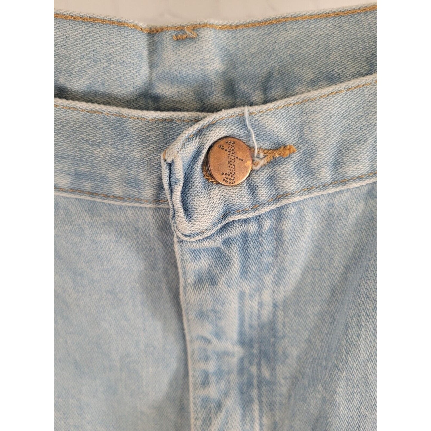 Wrangler Light Wash Ripped Straight Leg Nicaragua Baggy Jeans 936 GBH (36x30)