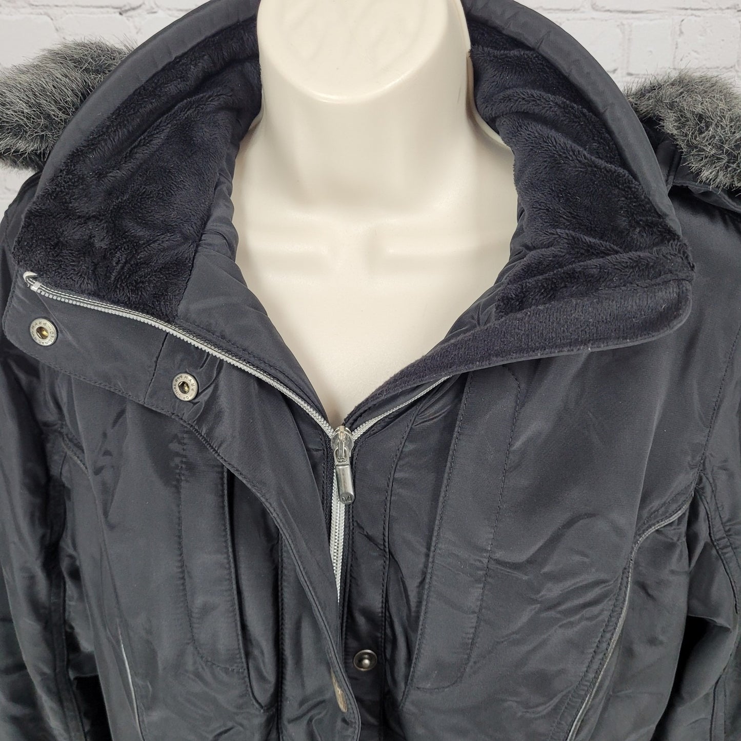 Metropolis Black Ice Faux Fur Hooded Insulated Zipped Pockets Jacket Size 8