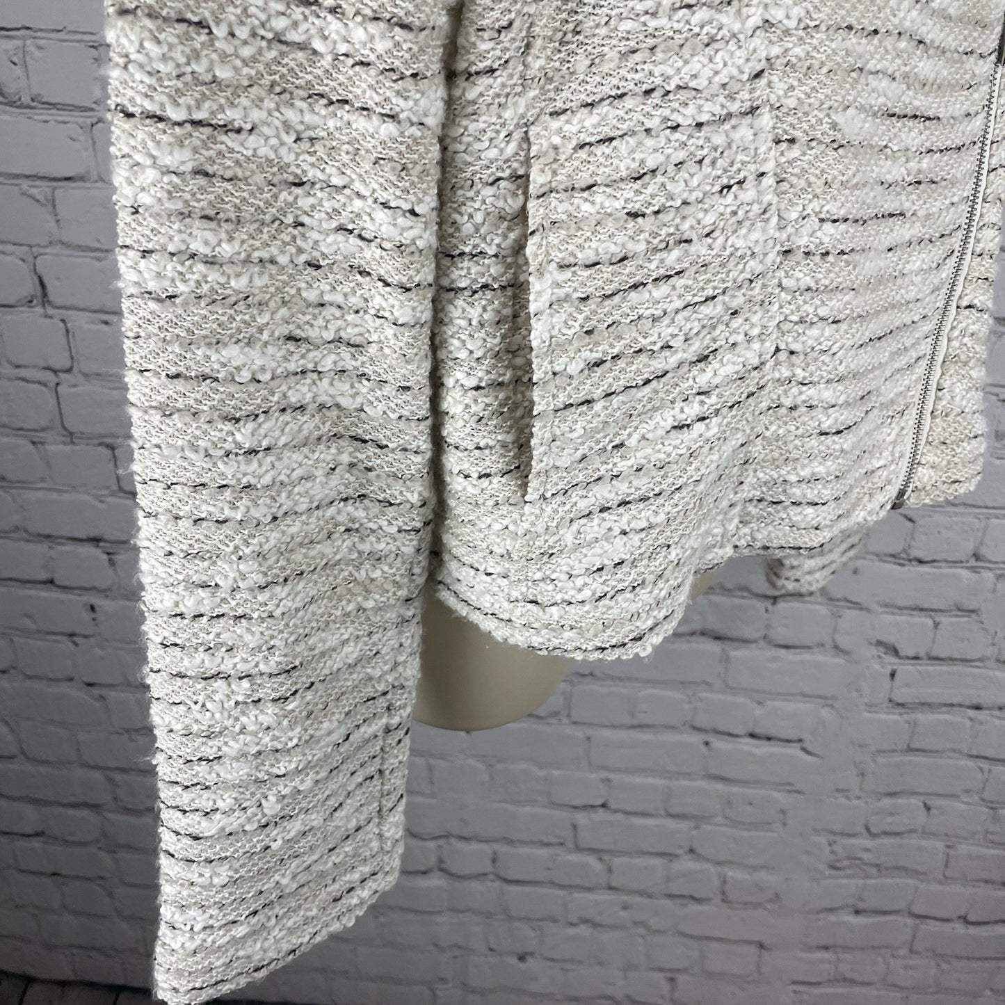 Bagatelle Ivory Knit Asymmetric Zipped Unlined Pockets Moto Jacket Size Large L
