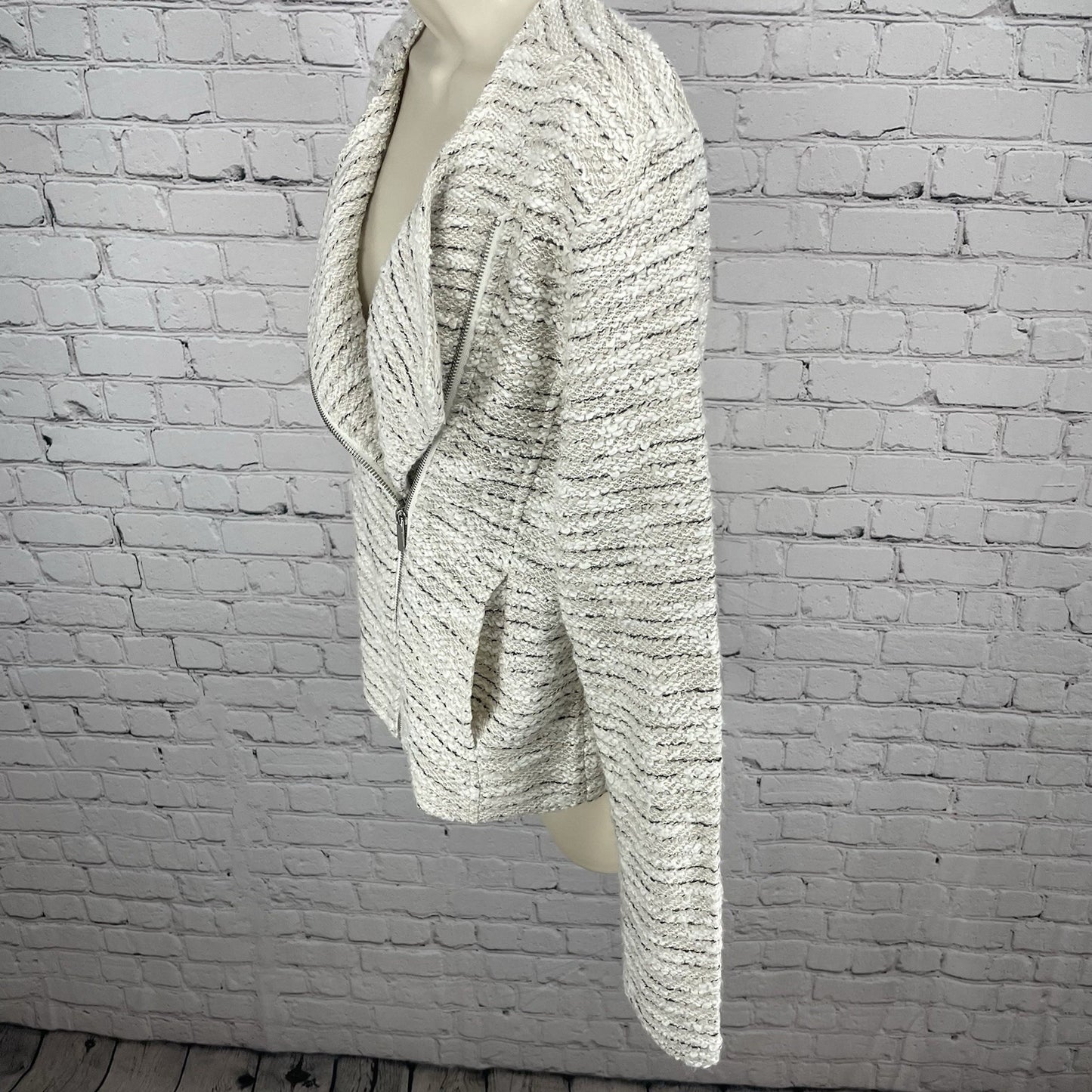 Bagatelle Ivory Knit Asymmetric Zipped Unlined Pockets Moto Jacket Size Large L