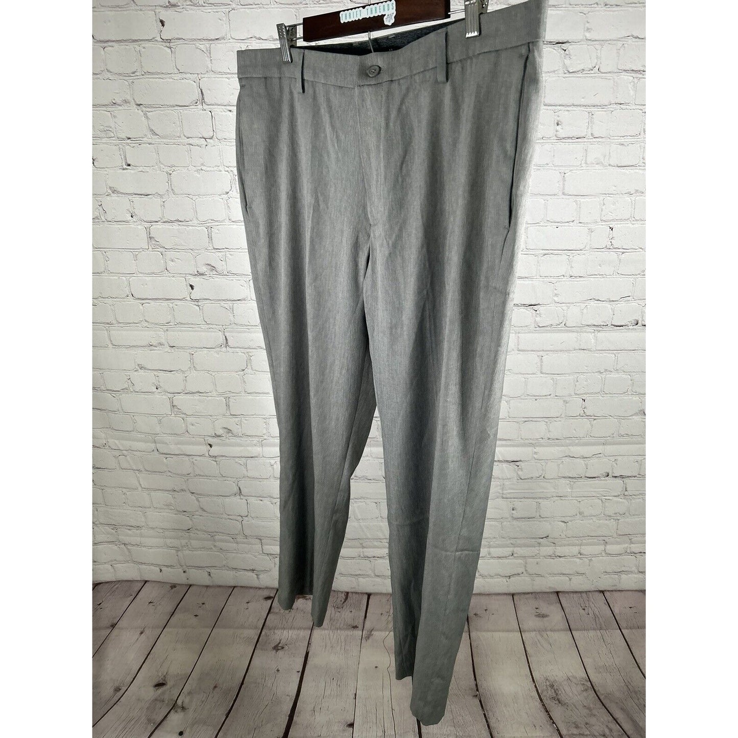 Tahari Gray Polyester Blend Mid Rise Men’s Slacks Dress Pant (38 x 30)