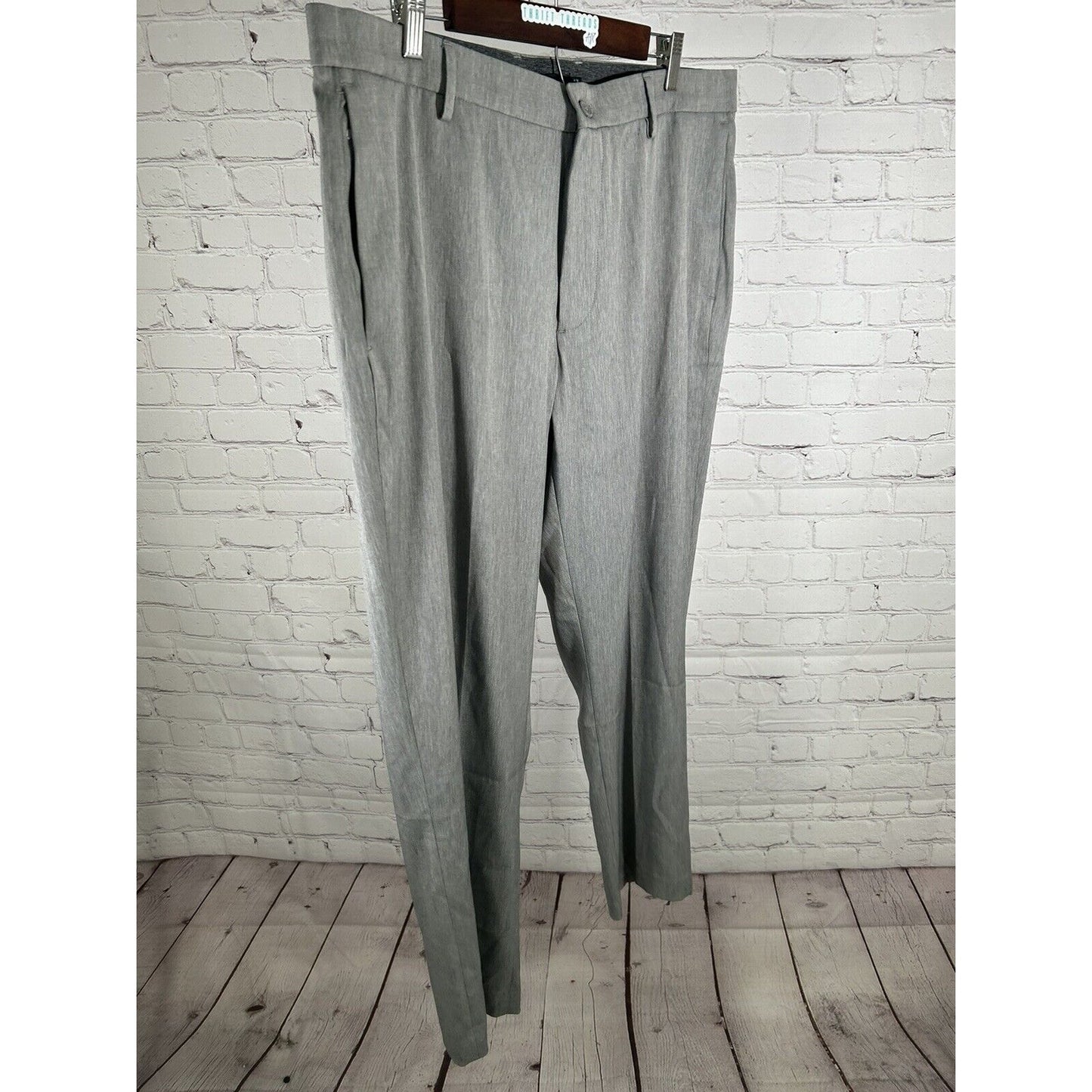 Tahari Gray Polyester Blend Mid Rise Men’s Slacks Dress Pant (38 x 30)