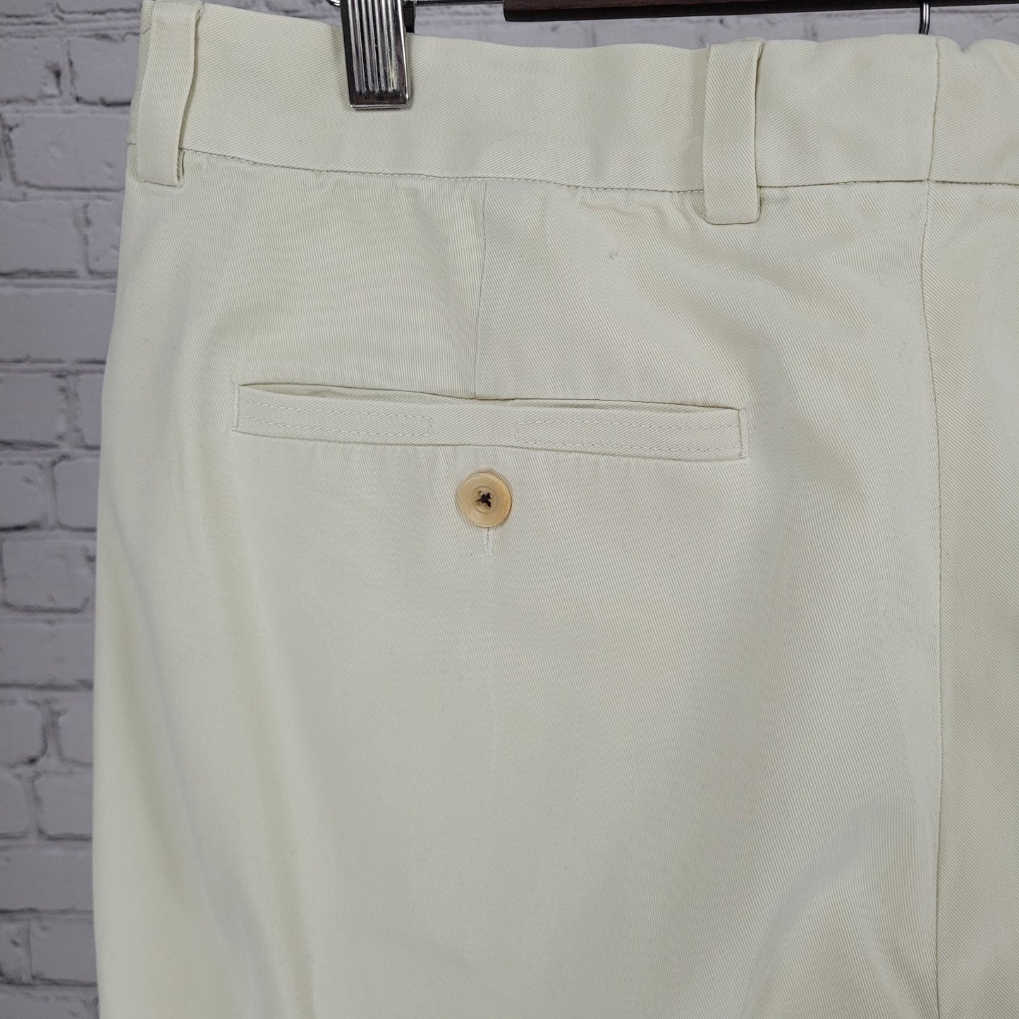 Tommy Bahama Ivory Cotton Blend Relax Flat Front Chino Pants Size 35 (35x33)