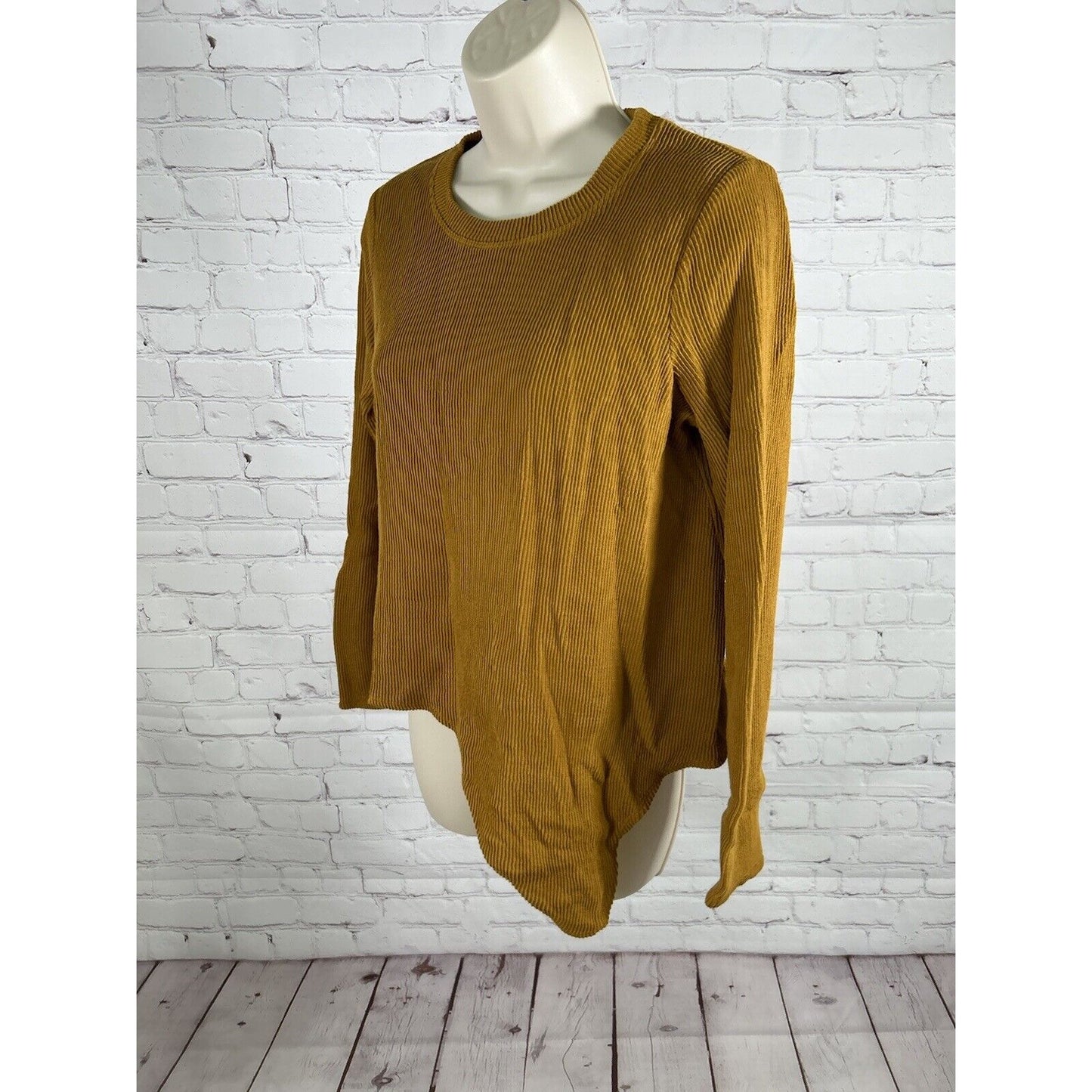 Texture & Thread Madewell Brown Ribbed Asymmetrical Long Sleeve Women’s Shirt S