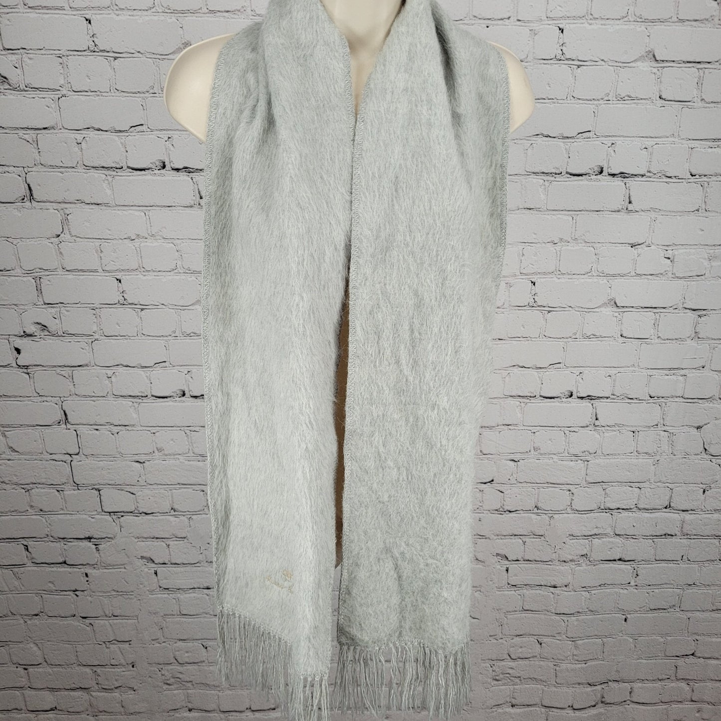 Alpaca Camargo Grey Soft Fuzzy Cozy Woven Tassle Fringe Scarf 68x9