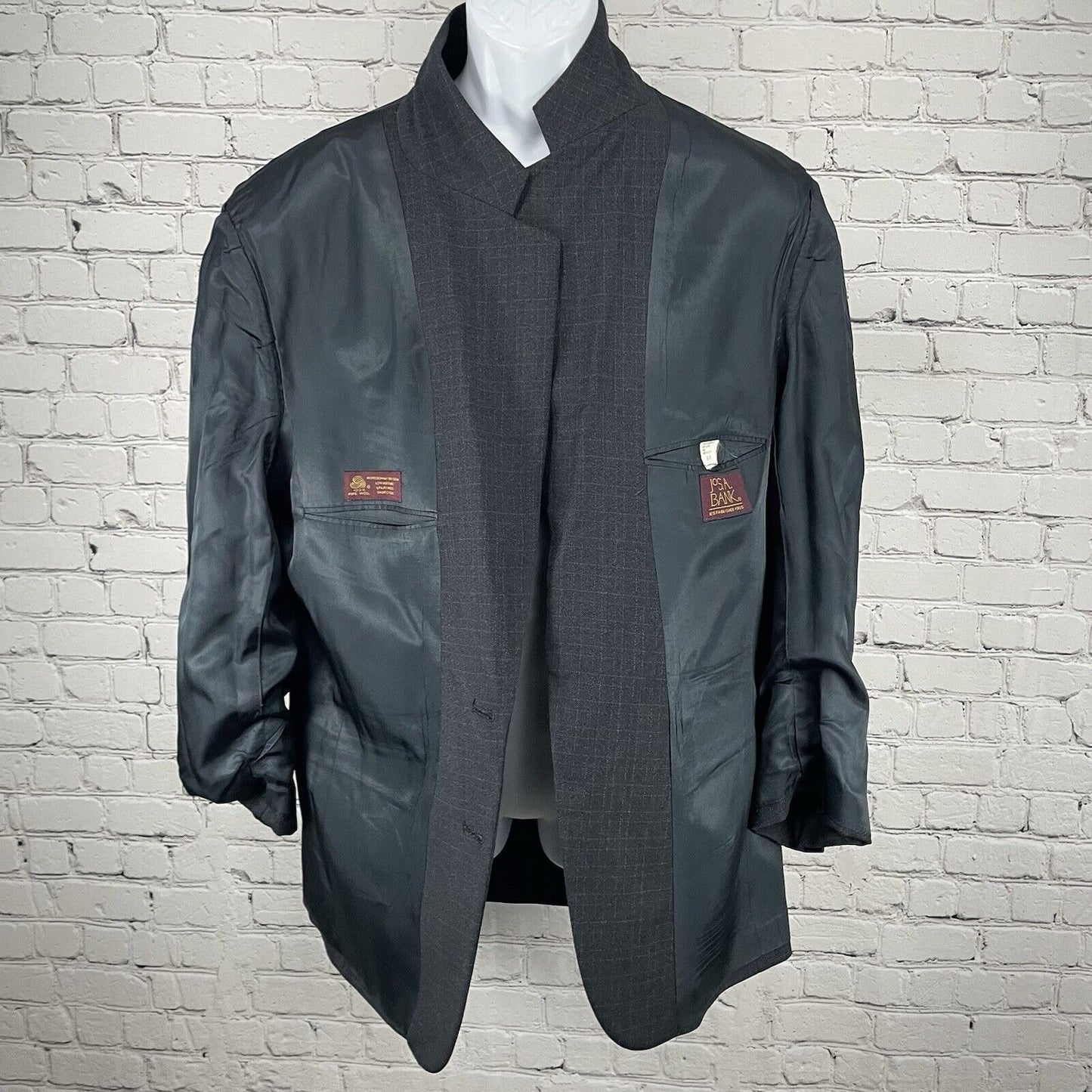 Jos A Bank Blue Black Wool 2 Button Ventless Blazer Sport Coat USA Made Size 43R