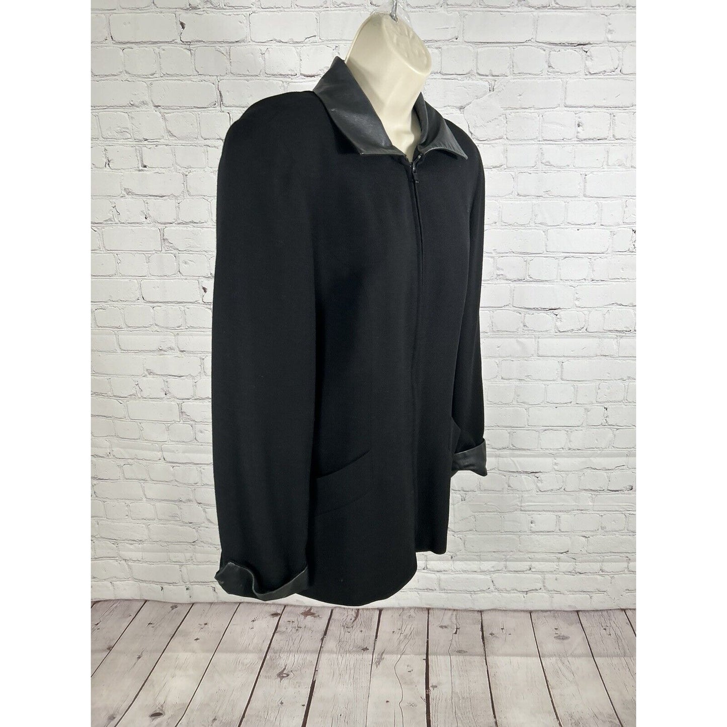LIMITED Black Wool Shell Genuine Leather Trim Full Zip Collared Womens Jacket 10