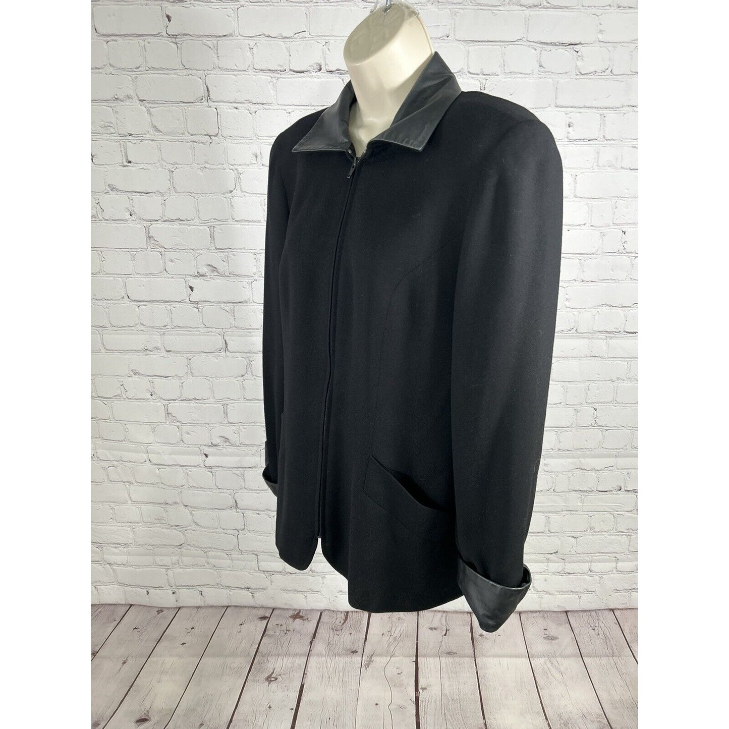 LIMITED Black Wool Shell Genuine Leather Trim Full Zip Collared Womens Jacket 10